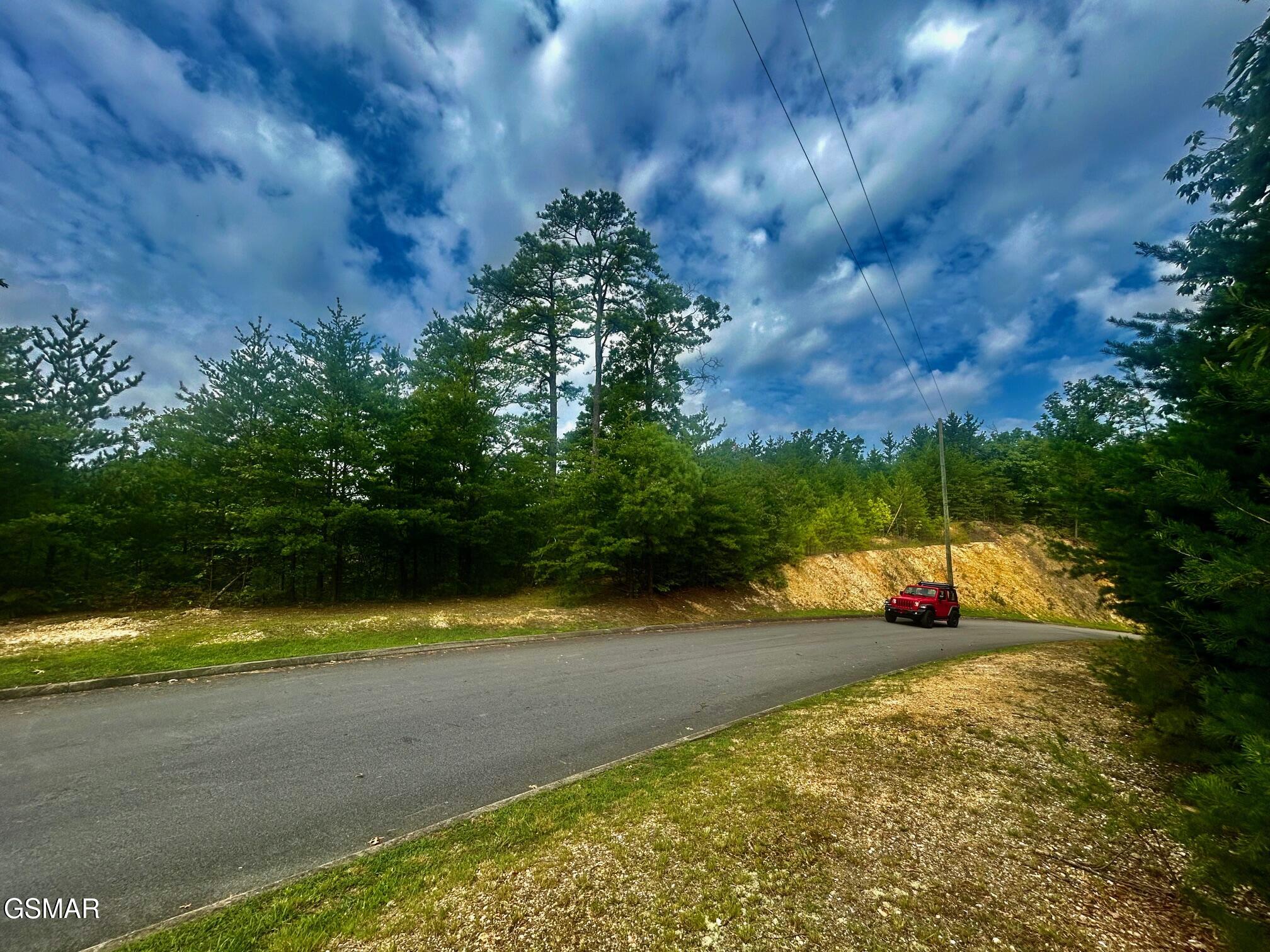 1824 Pinestand Ridge Way Sevierville TN 37862
