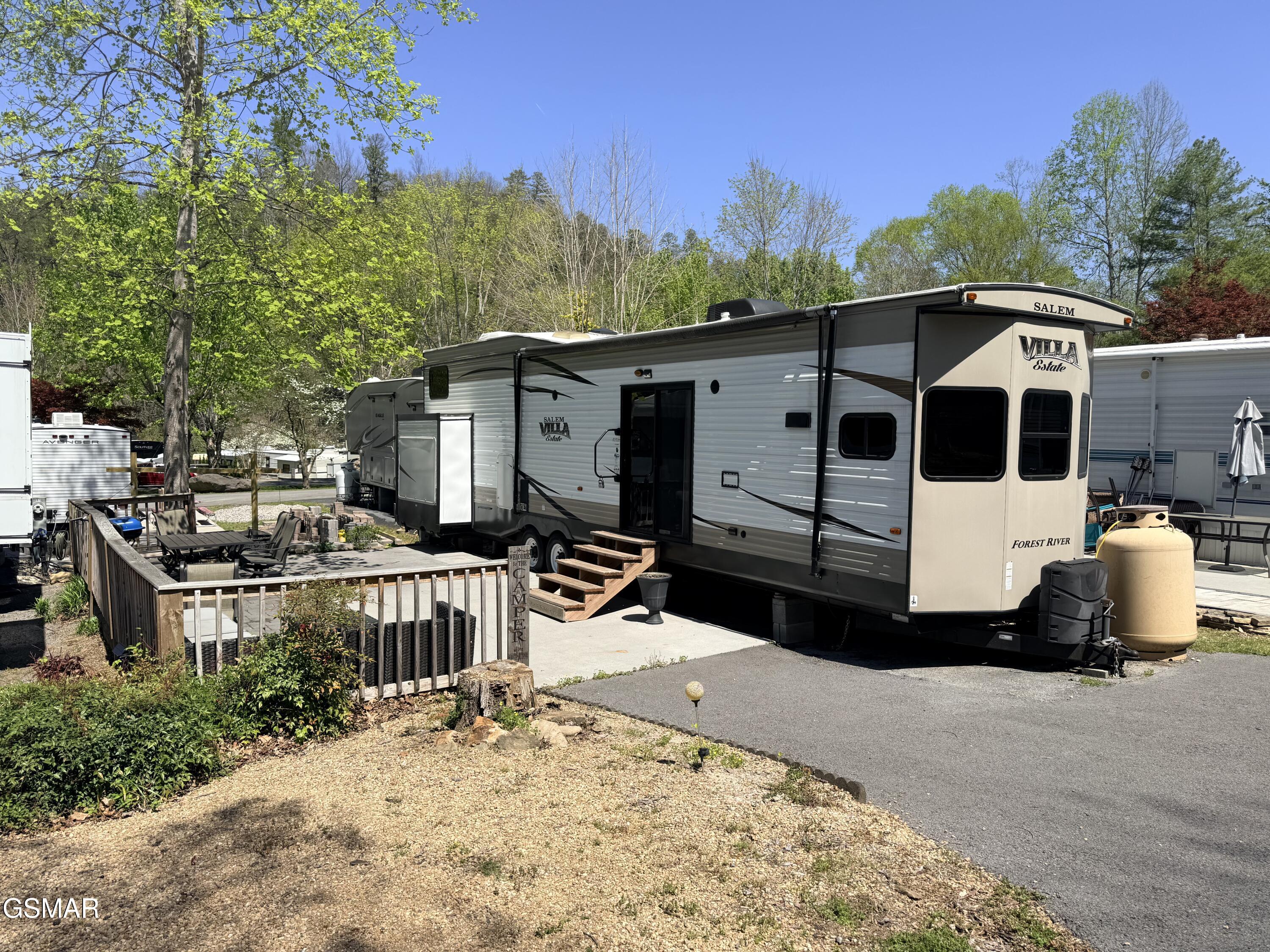 4229 E Parkway #98 Gatlinburg TN 37738