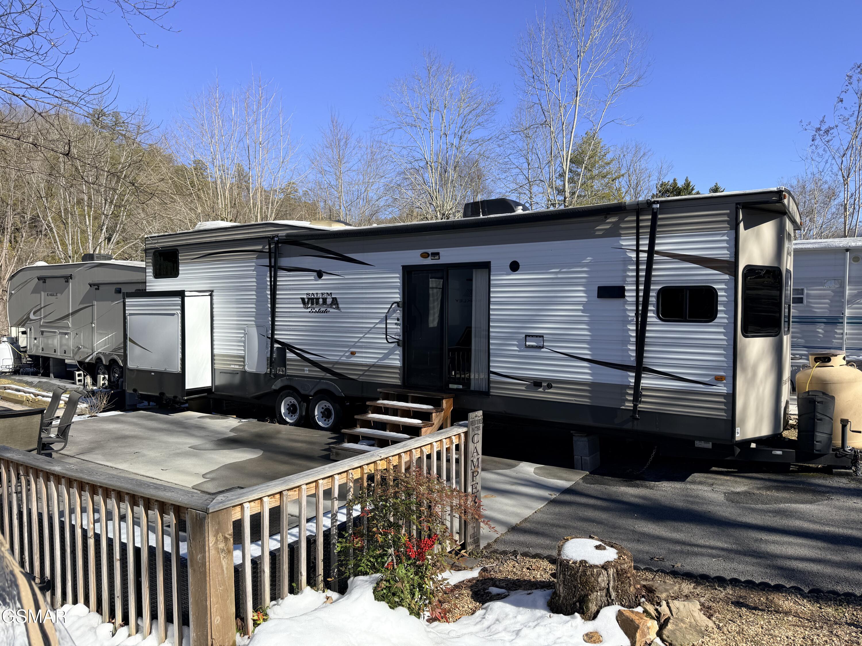4229 E Parkway #98 Gatlinburg TN 37738