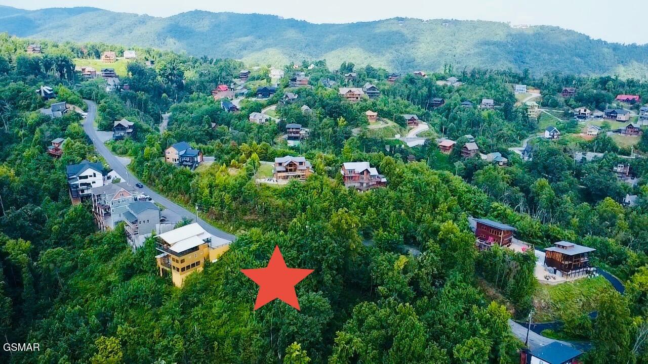 670 Pinecrest Drive Gatlinburg TN 37738