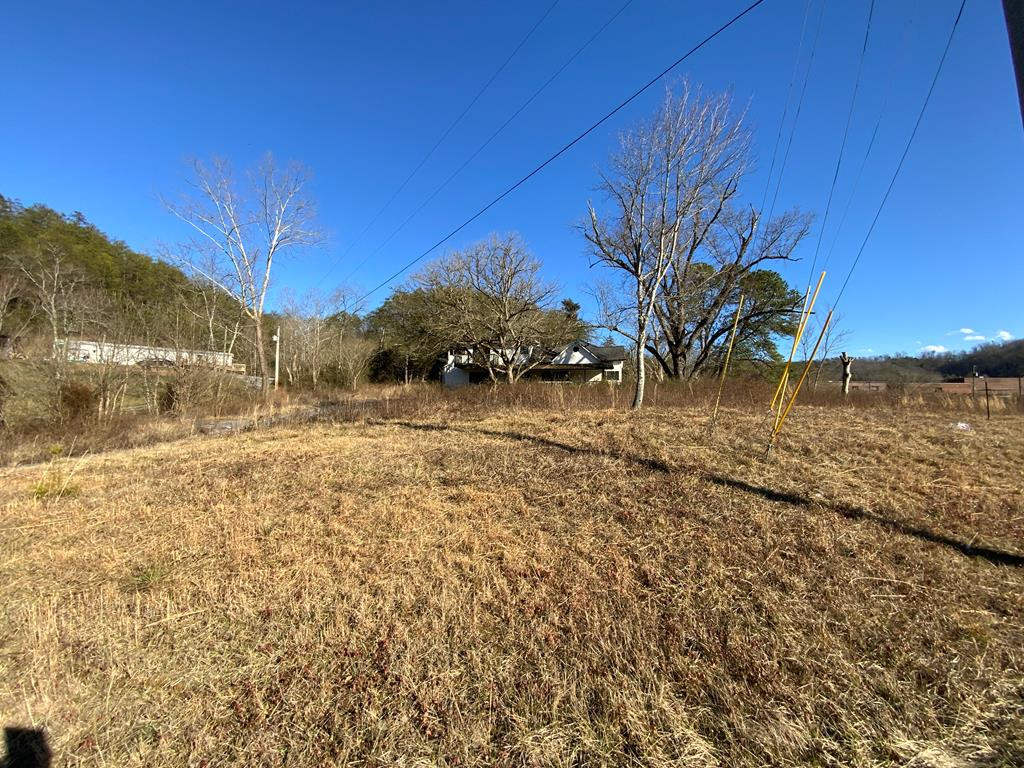 3045 Birds Creek Road Sevierville TN 37876