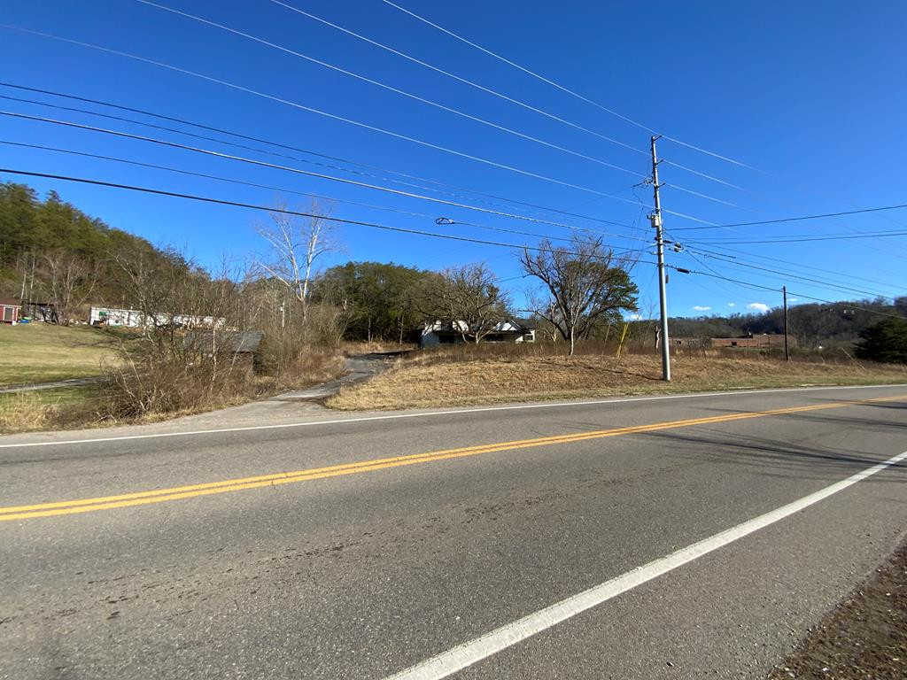 3045 Birds Creek Road Sevierville TN 37876