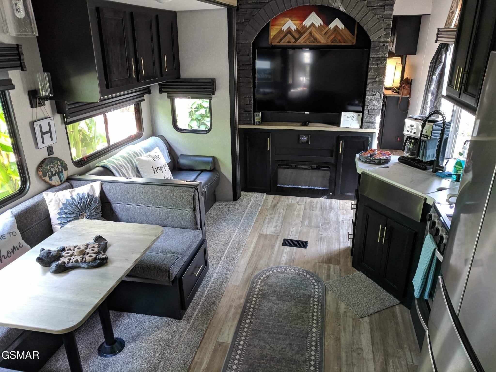 4229 E Parkway #223 Gatlinburg TN 37738
