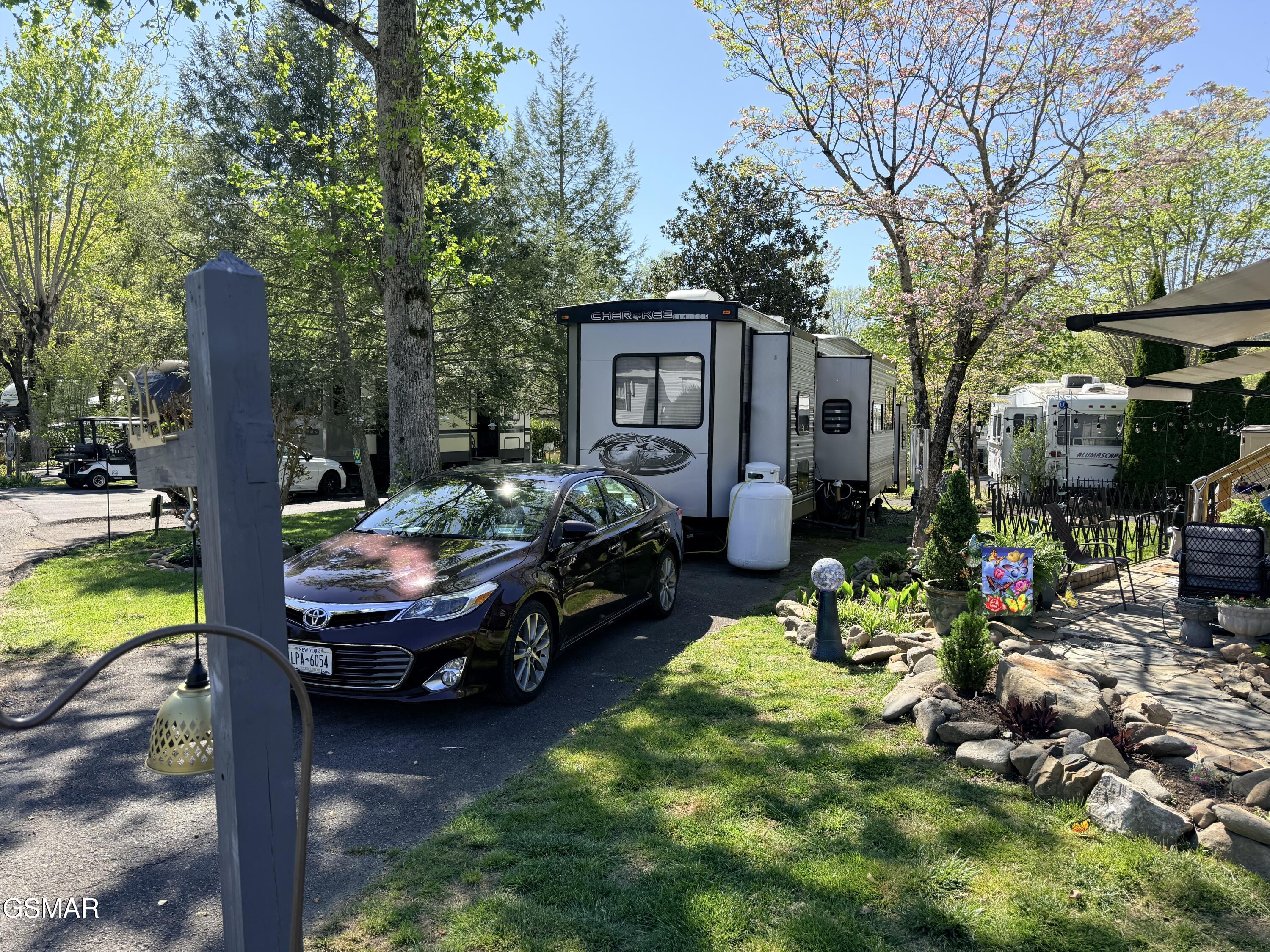 4229 E Parkway #223 Gatlinburg TN 37738