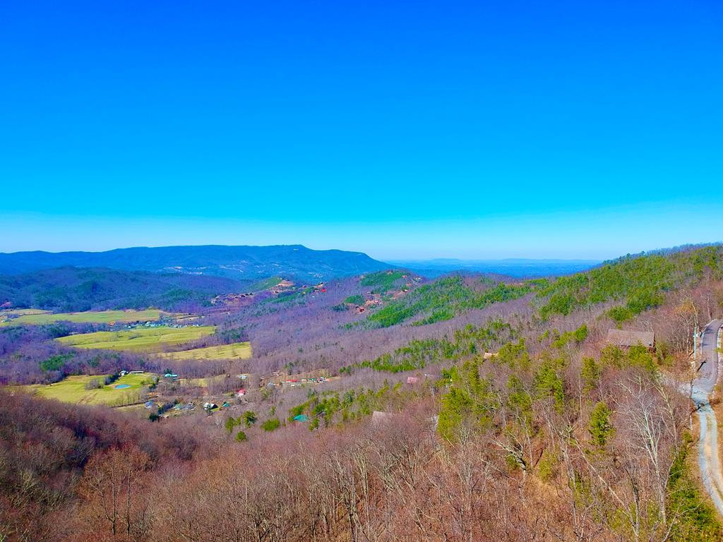 1-A, 2-a, 3- Ravens Den Way Sevierville TN 37862