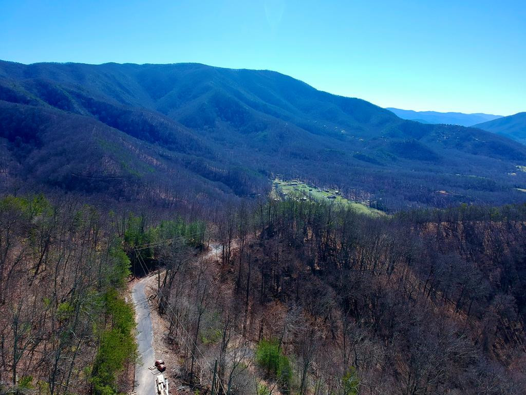 1-A, 2-a, 3- Ravens Den Way Sevierville TN 37862