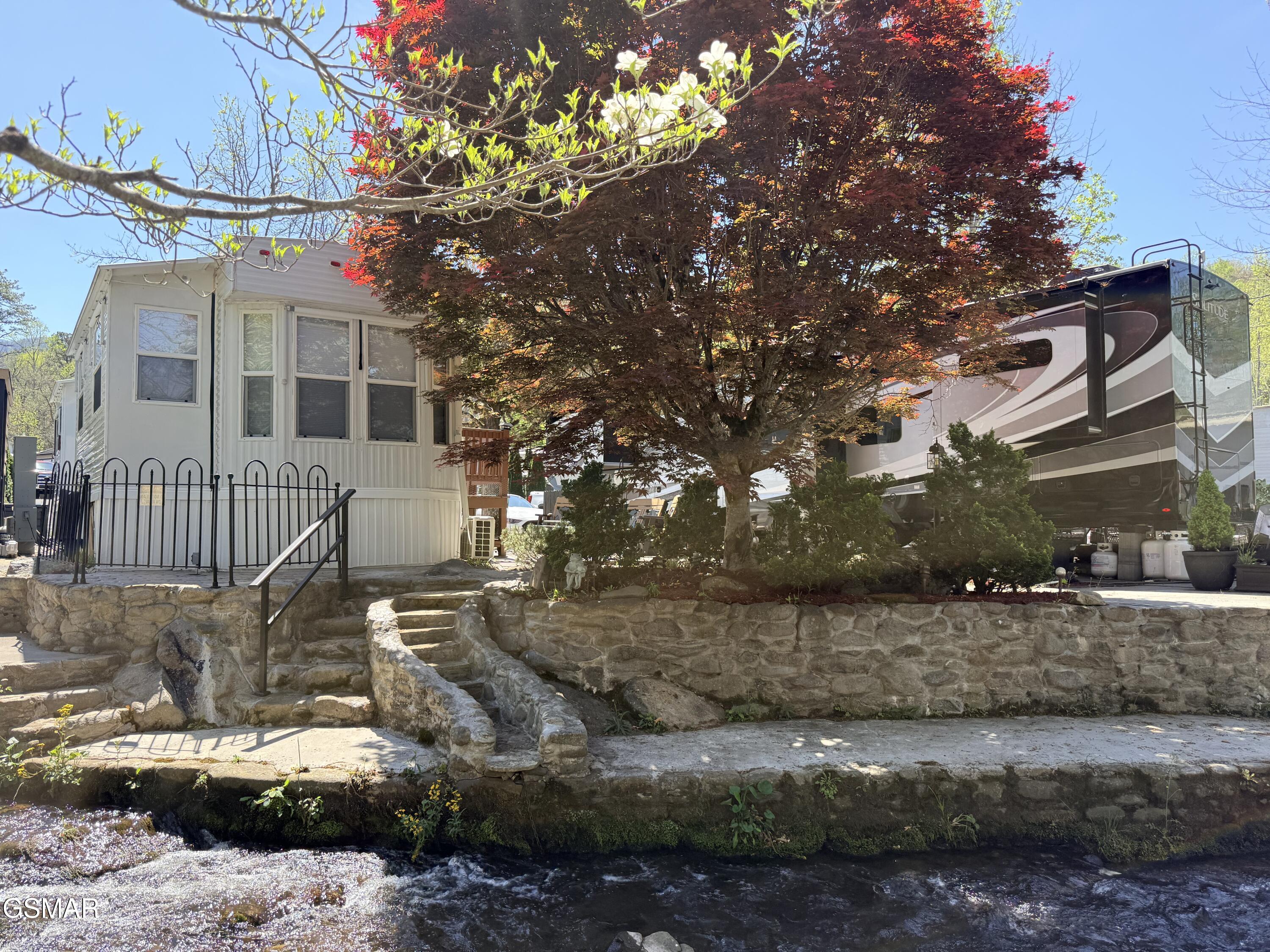 4229 E Parkway #174 Gatlinburg TN 37738