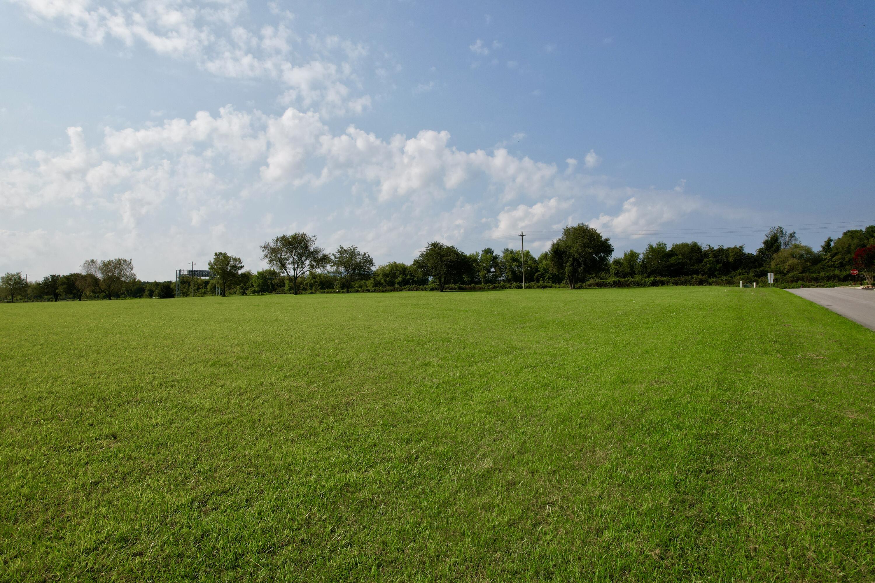Lot 142 Arbor Lane Dandridge TN 37725