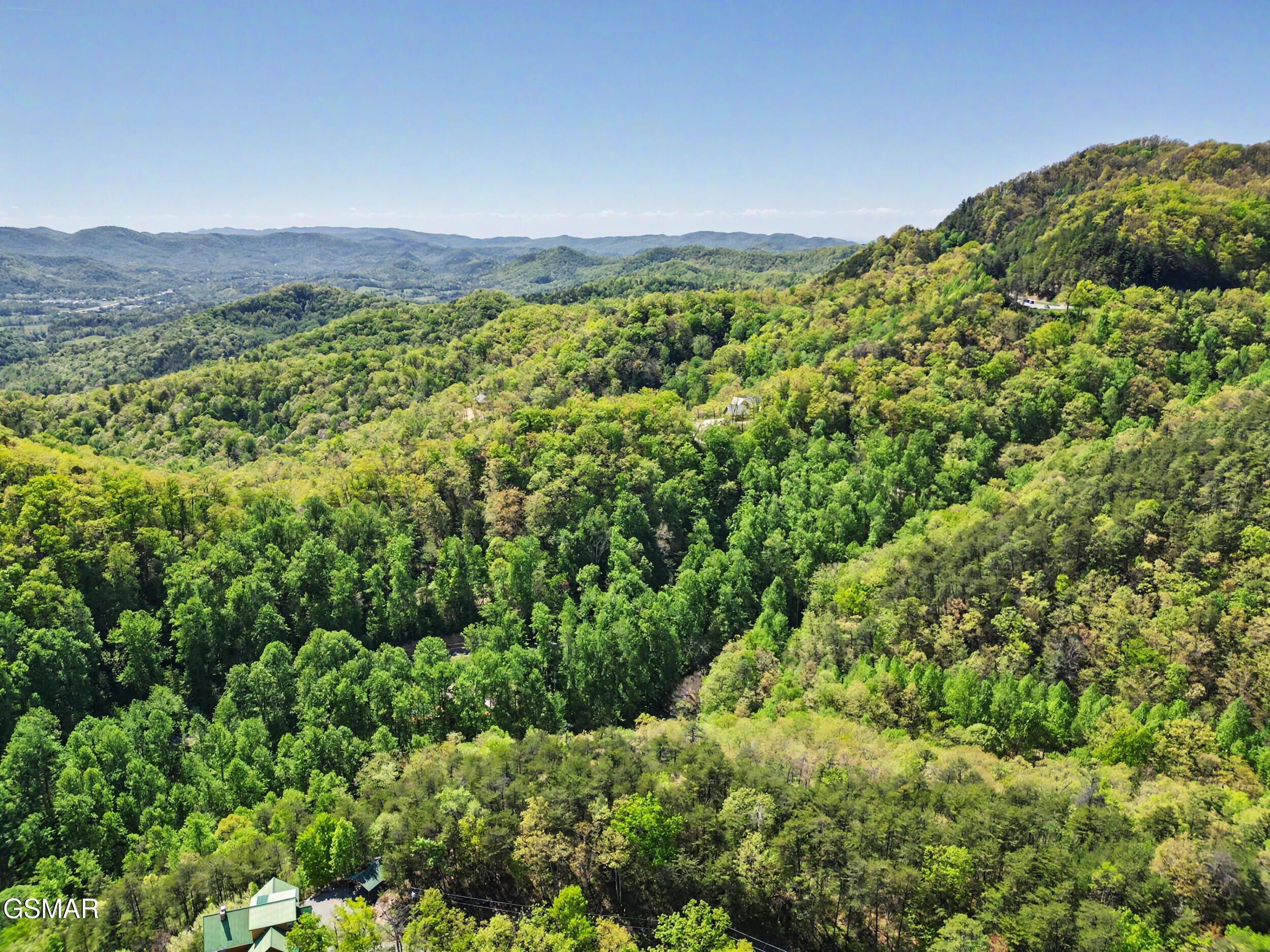 1017/1035 Big Buck Trail Townsend TN 37882
