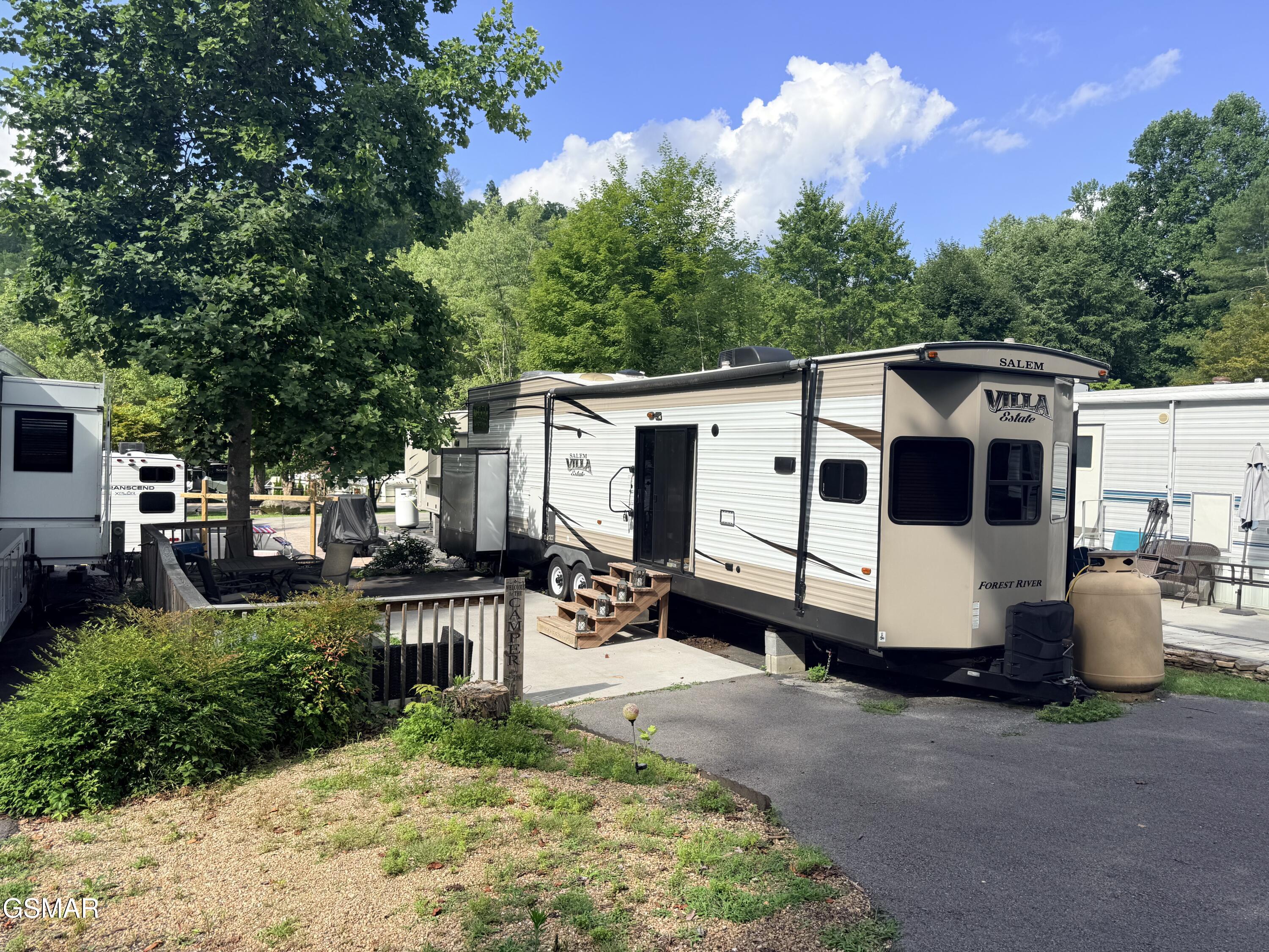 4229 E Parkway #98 Gatlinburg TN 37738