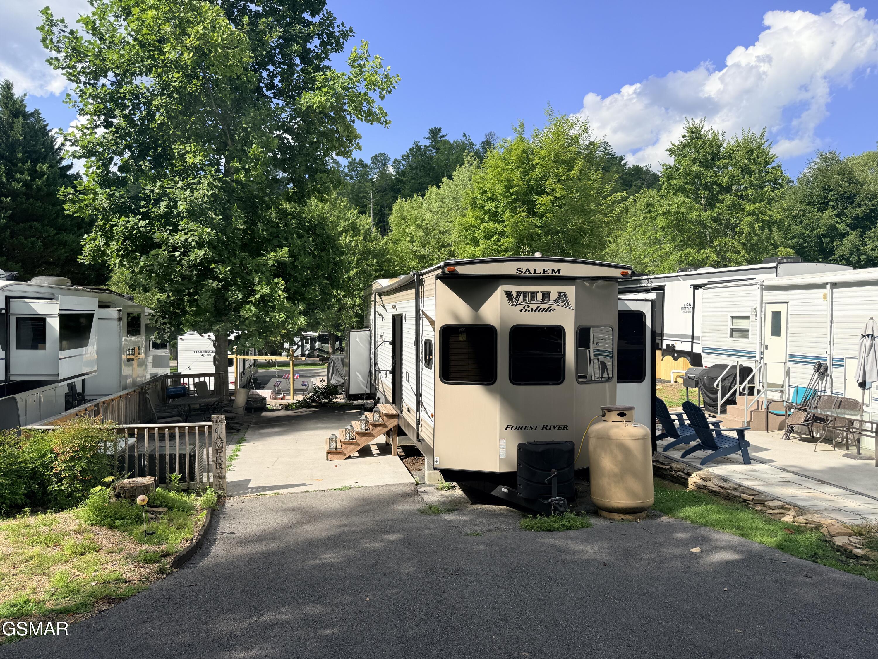 4229 E Parkway #98 Gatlinburg TN 37738