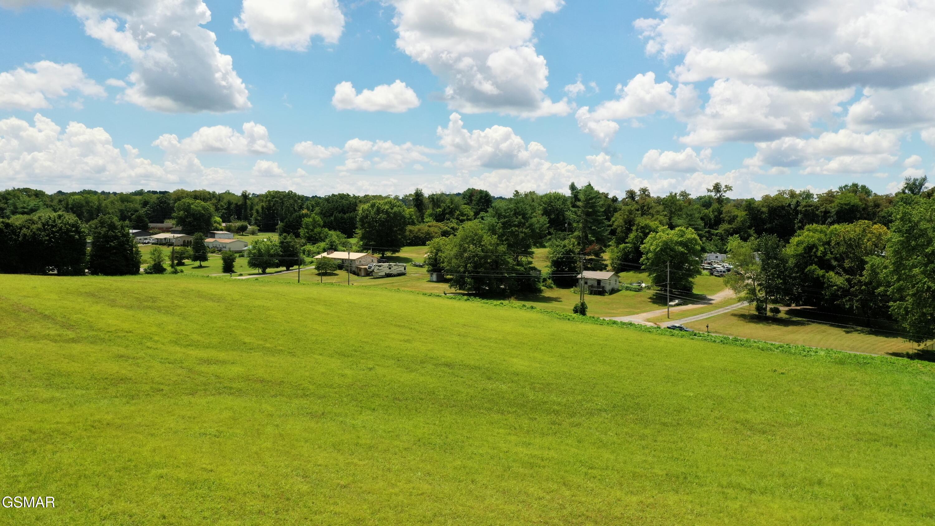 5085 Old Kentucky Road Morristown TN 37814