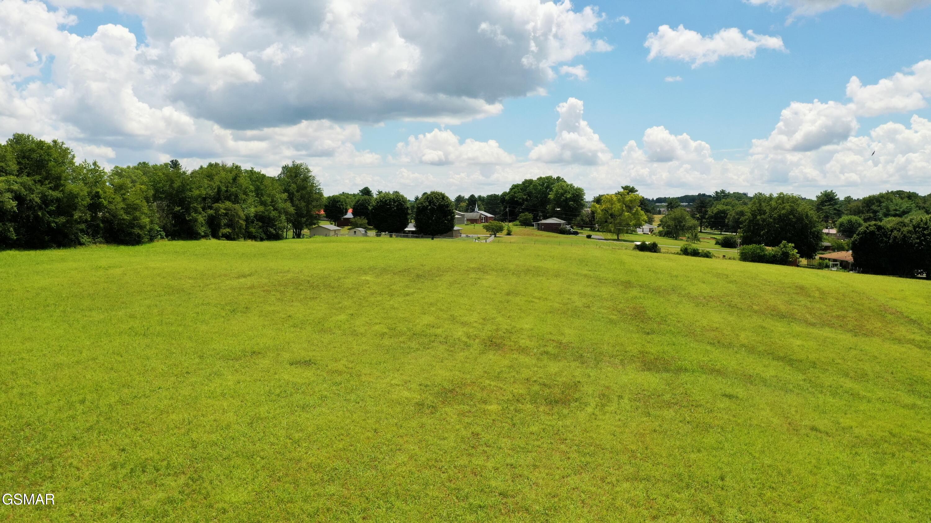 5085 Old Kentucky Road Morristown TN 37814