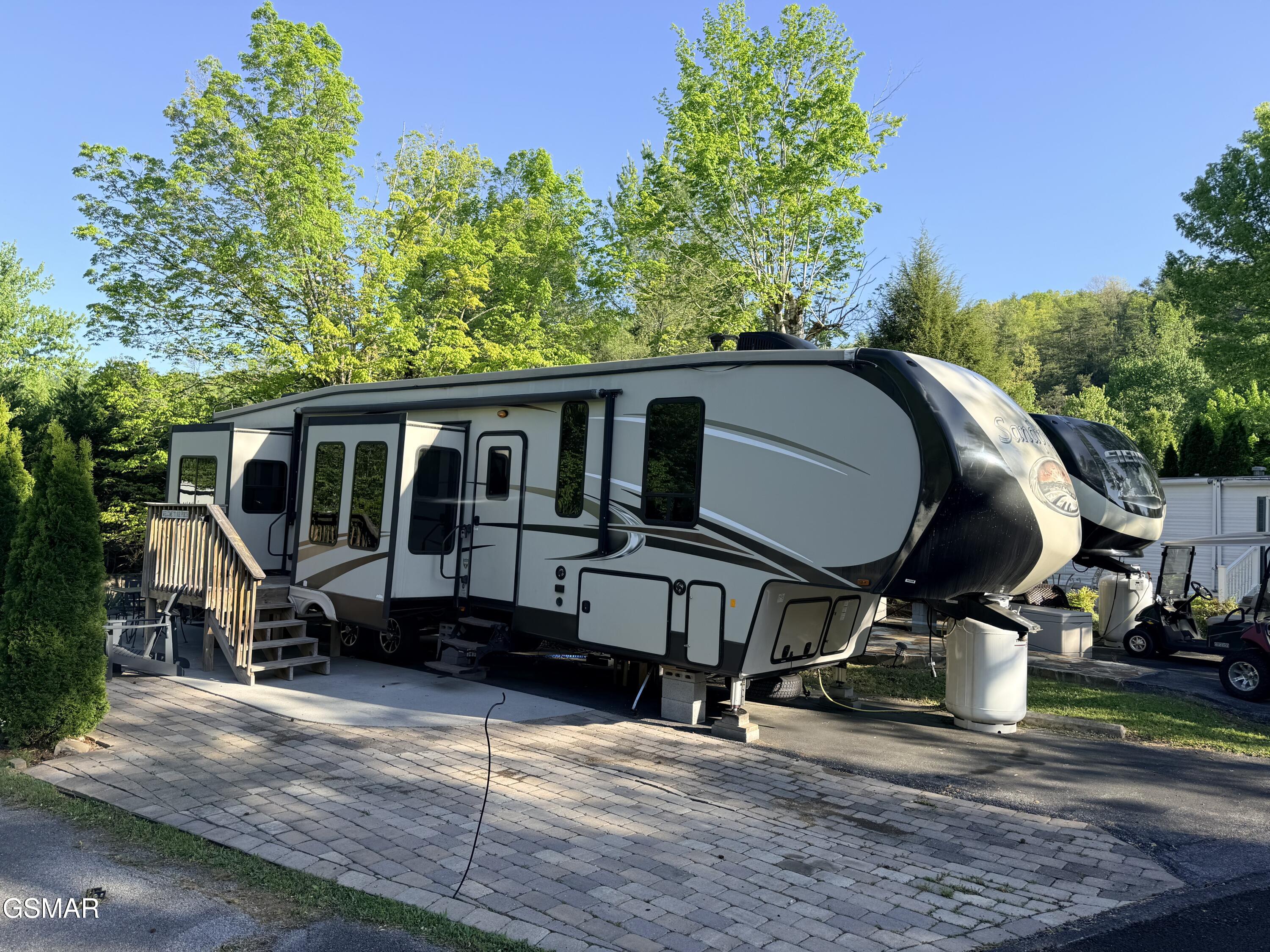 4229 E Parkway #166 Gatlinburg TN 37738