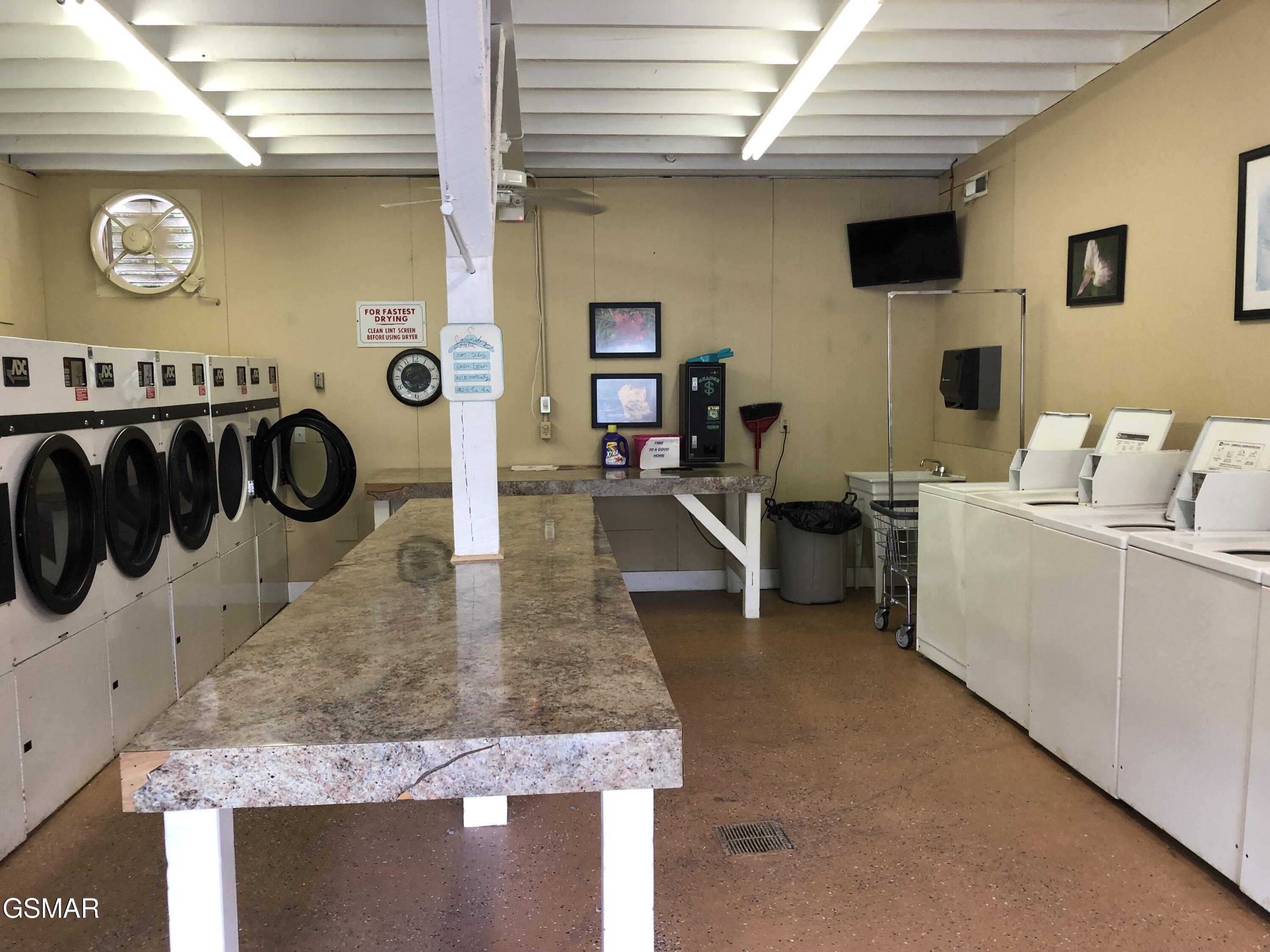 4229 E Parkway #166 Gatlinburg TN 37738
