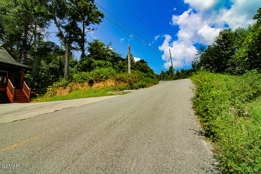 335 W Pinnacle Drive Gatlinburg TN 37738
