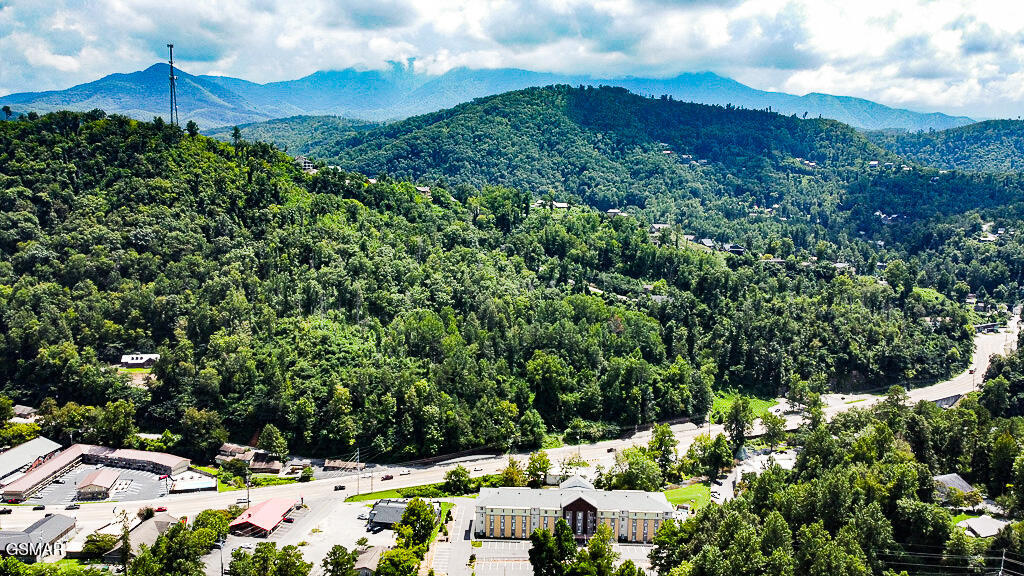 335 W Pinnacle Drive Gatlinburg TN 37738