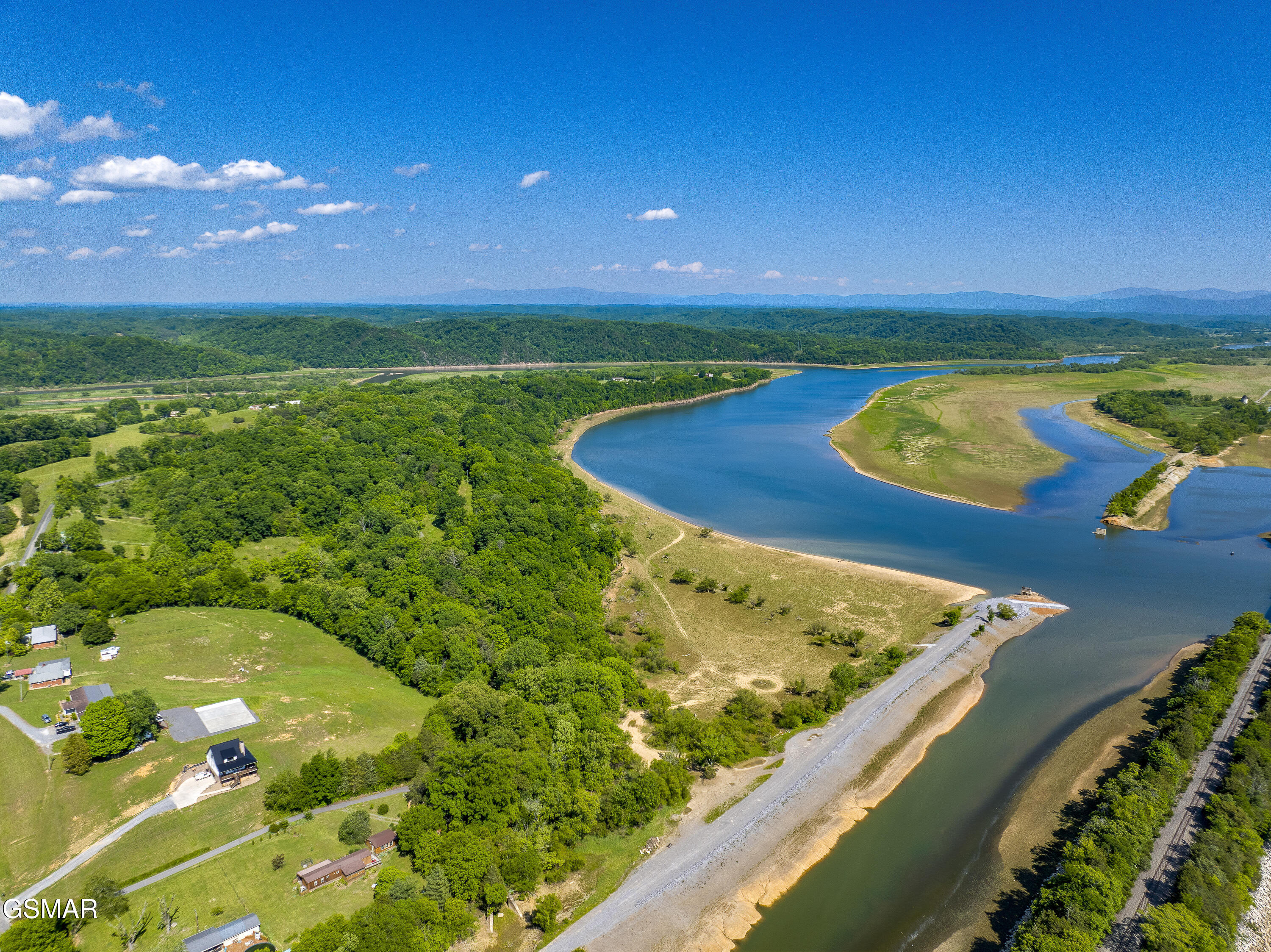 3744 Leadvale Road White Pine TN 37890
