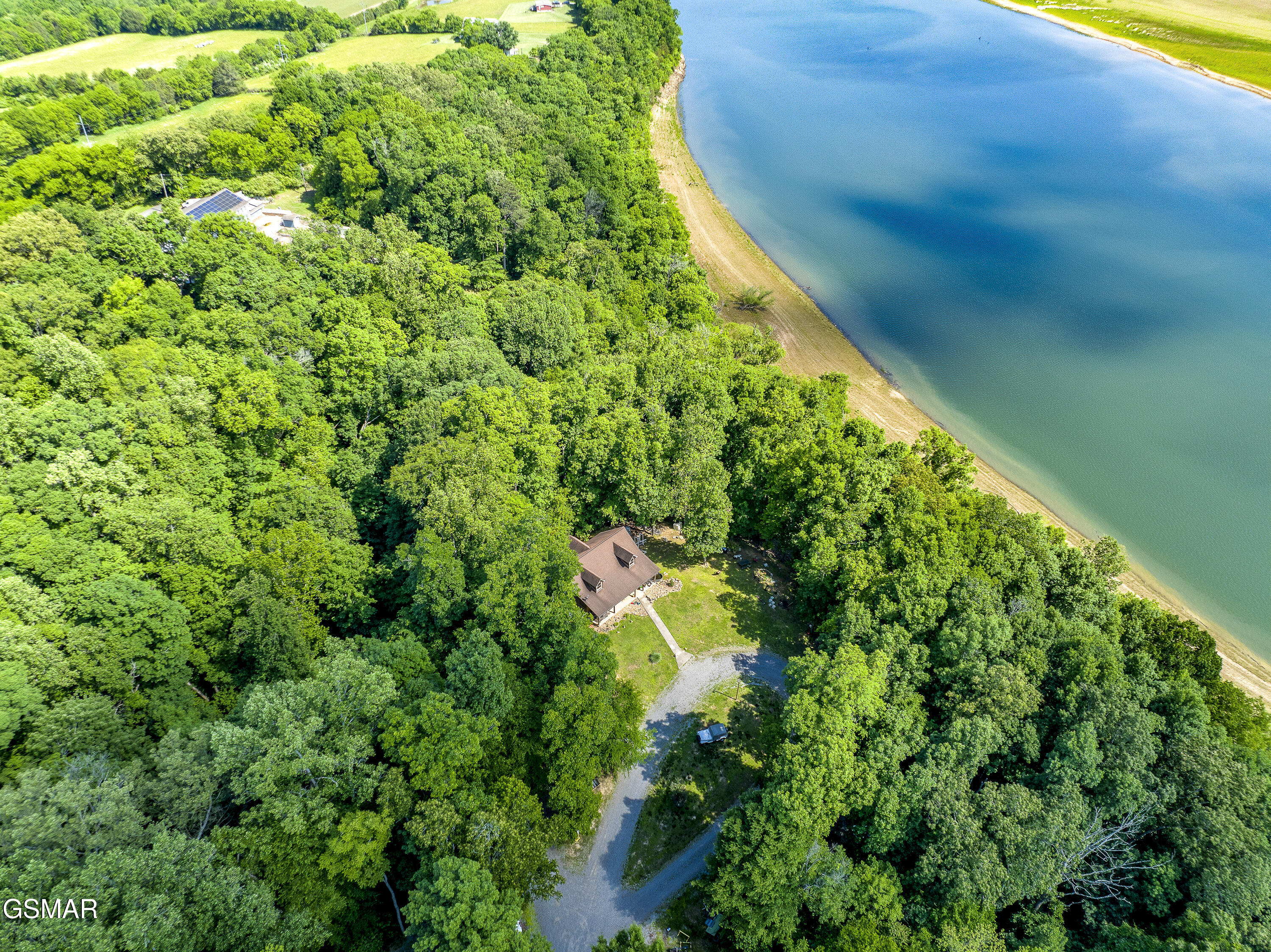 3744 Leadvale Road White Pine TN 37890