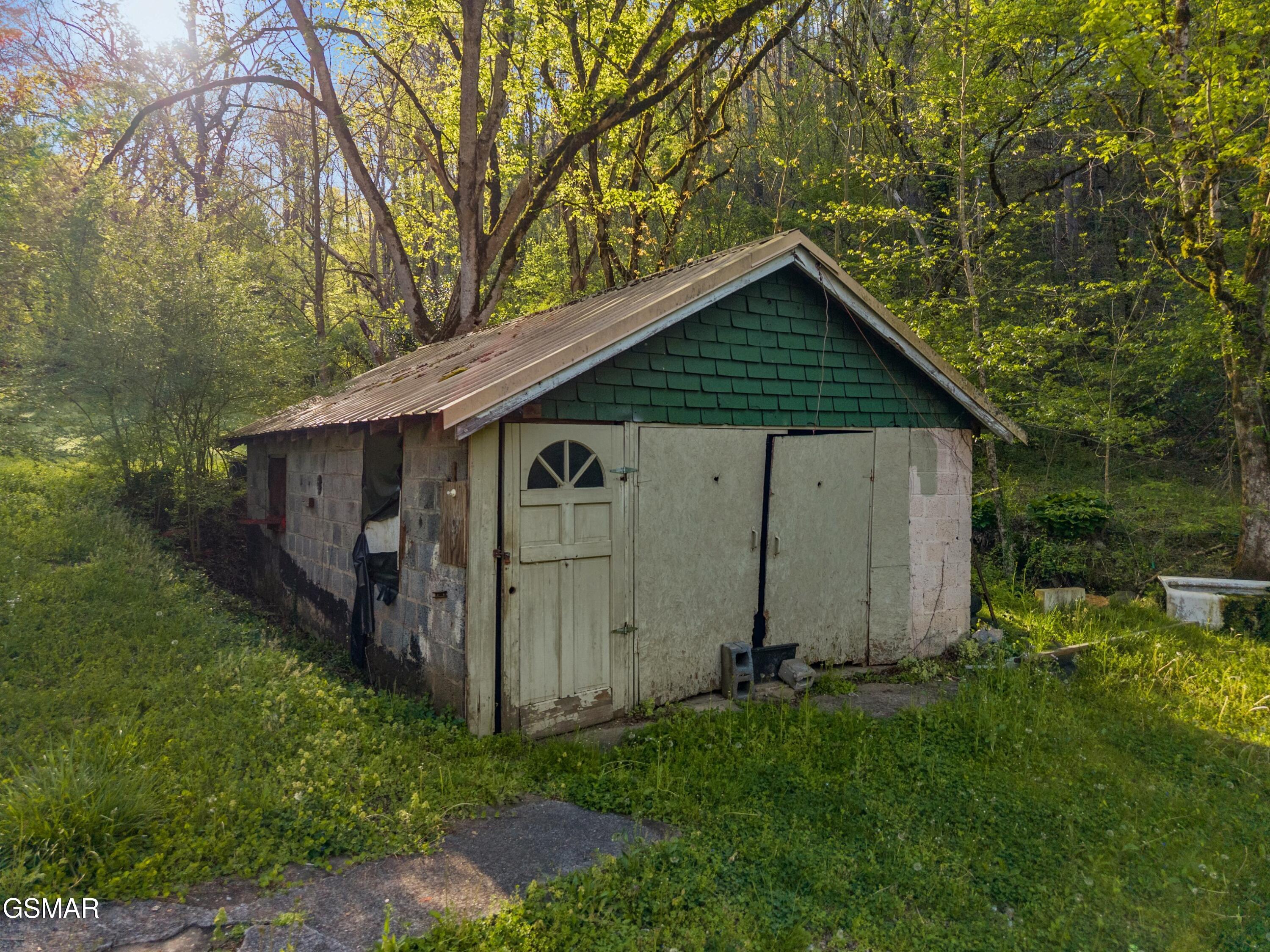 264 Beech Branch Road Gatlinburg TN 37738
