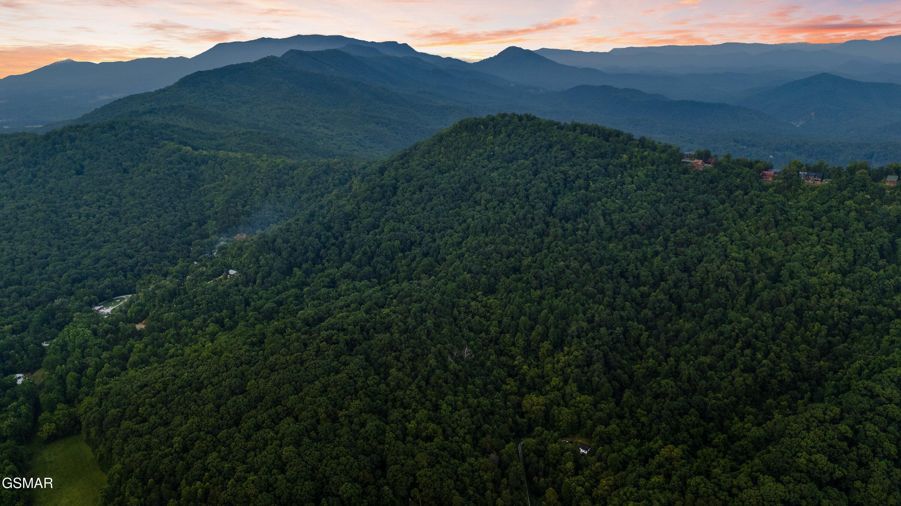 5 Shell Mountain Road Sevierville TN 37876