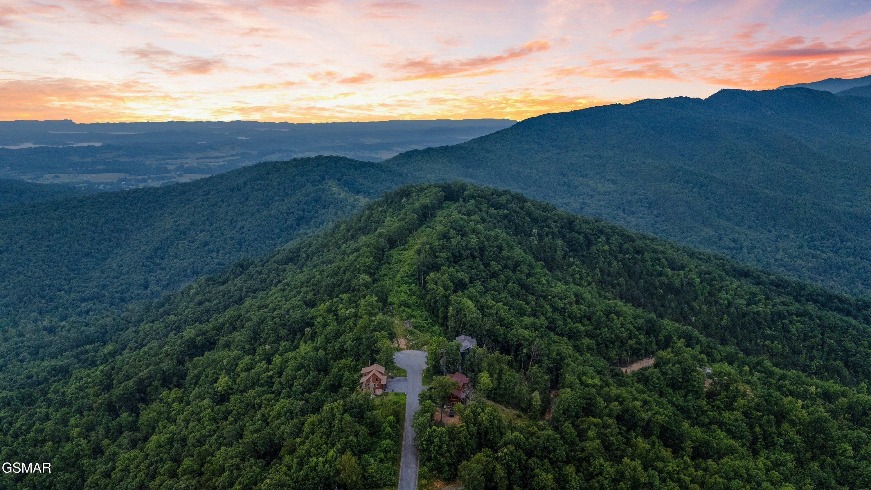 5 Shell Mountain Road Sevierville TN 37876