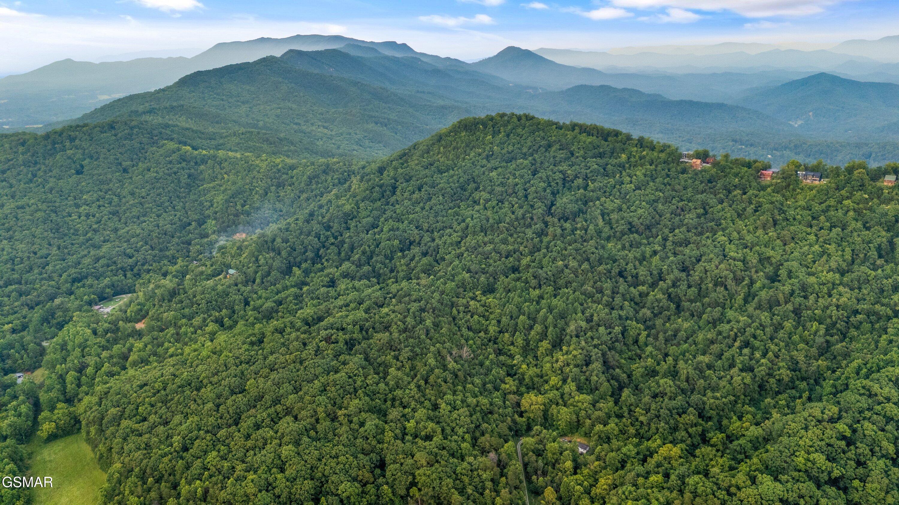 5 Shell Mountain Road Sevierville TN 37876