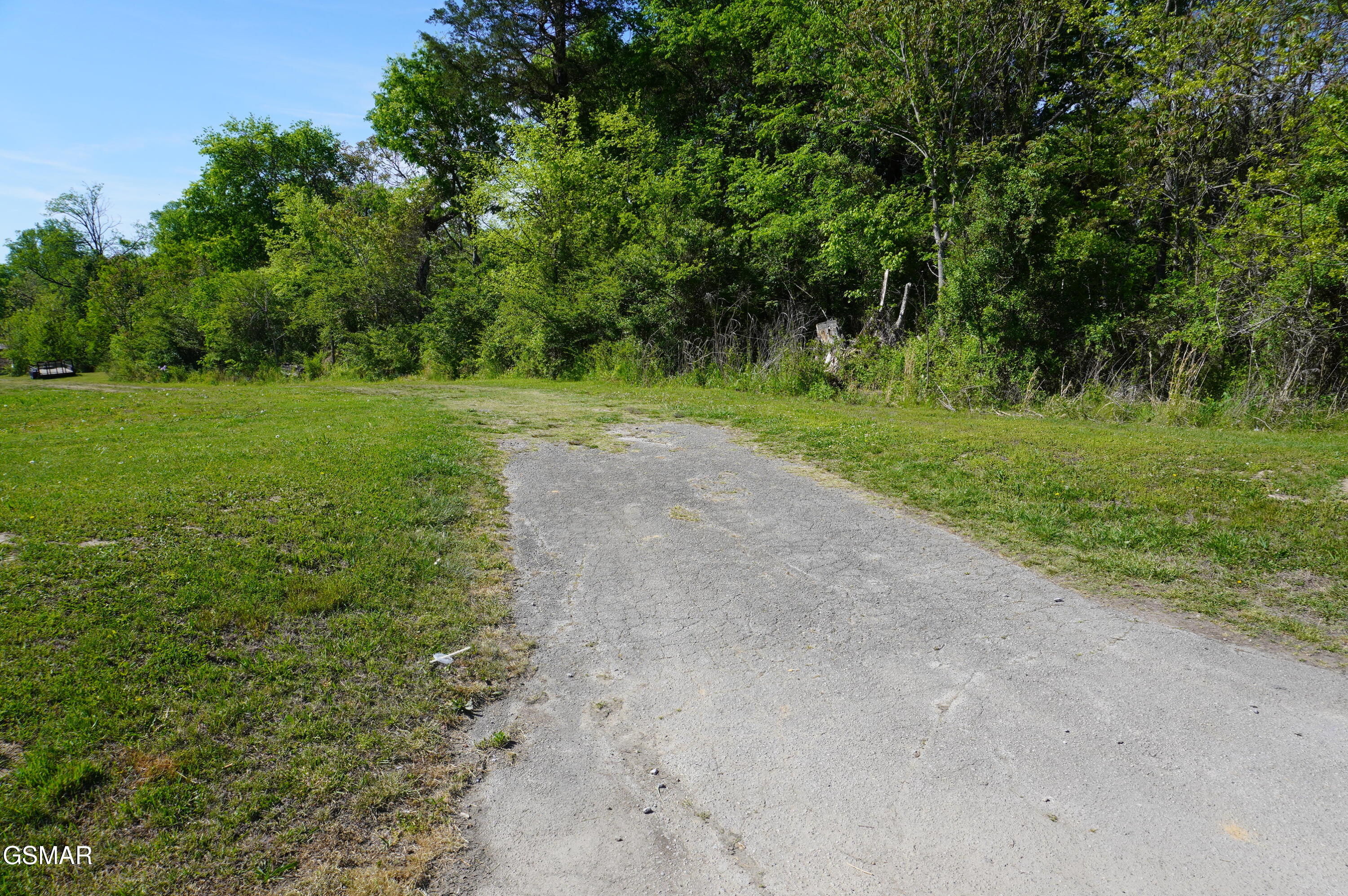 Par 047.00 Highway 73 Newport TN 37821
