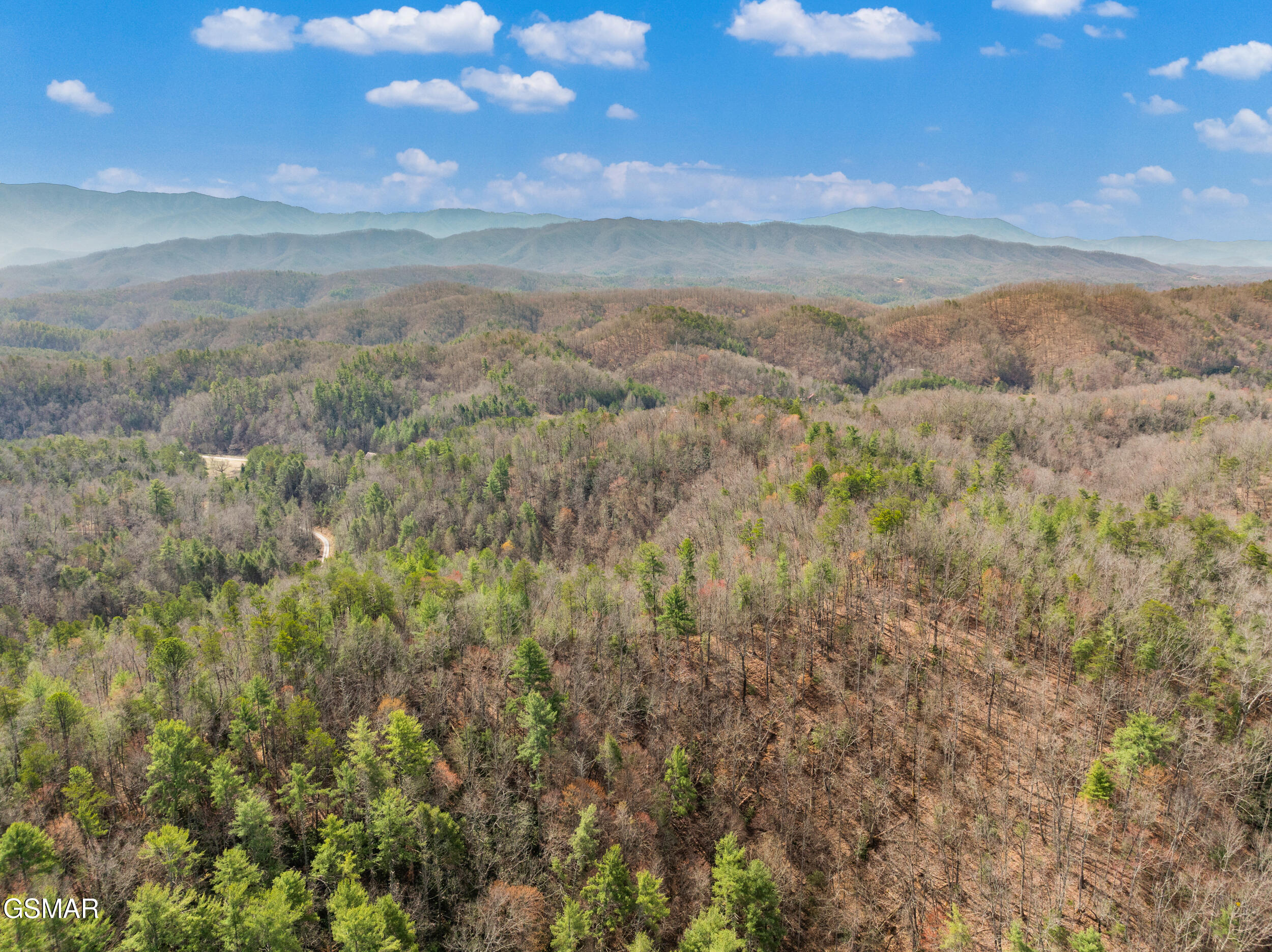 TR1-4 Mossy Cove Way Sevierville TN 37876
