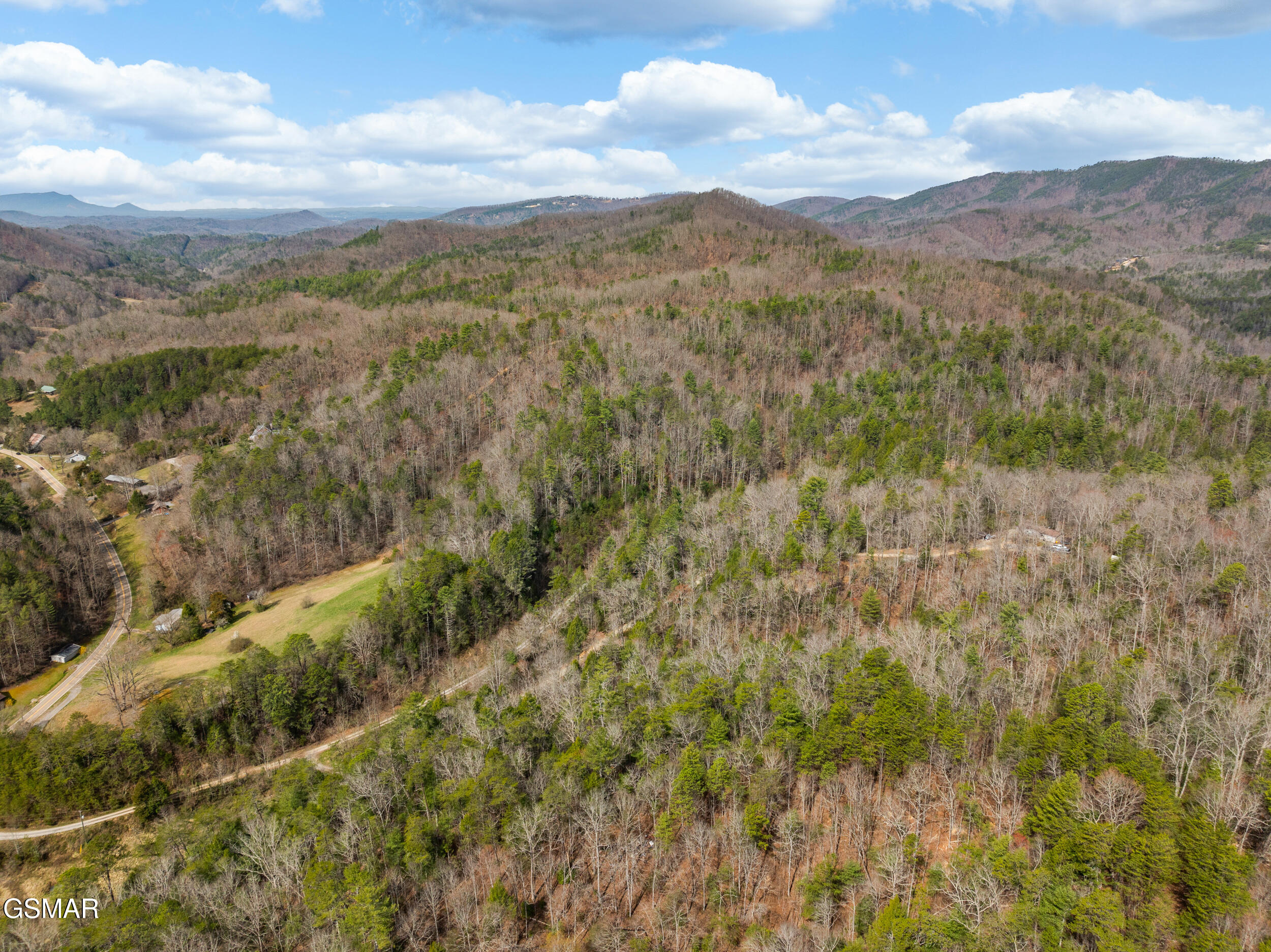 TR1-4 Mossy Cove Way Sevierville TN 37876