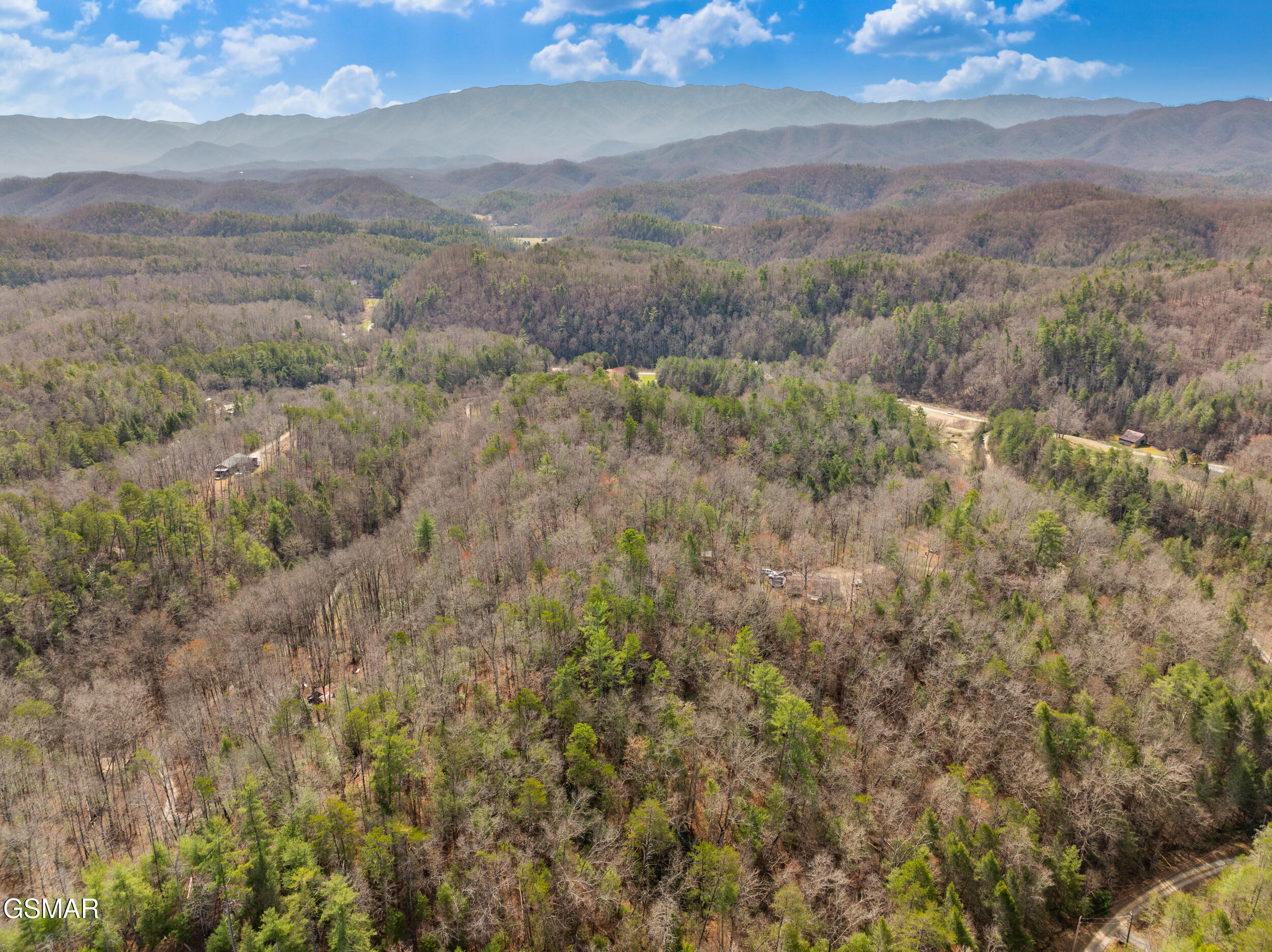 TR1-4 Mossy Cove Way Sevierville TN 37876