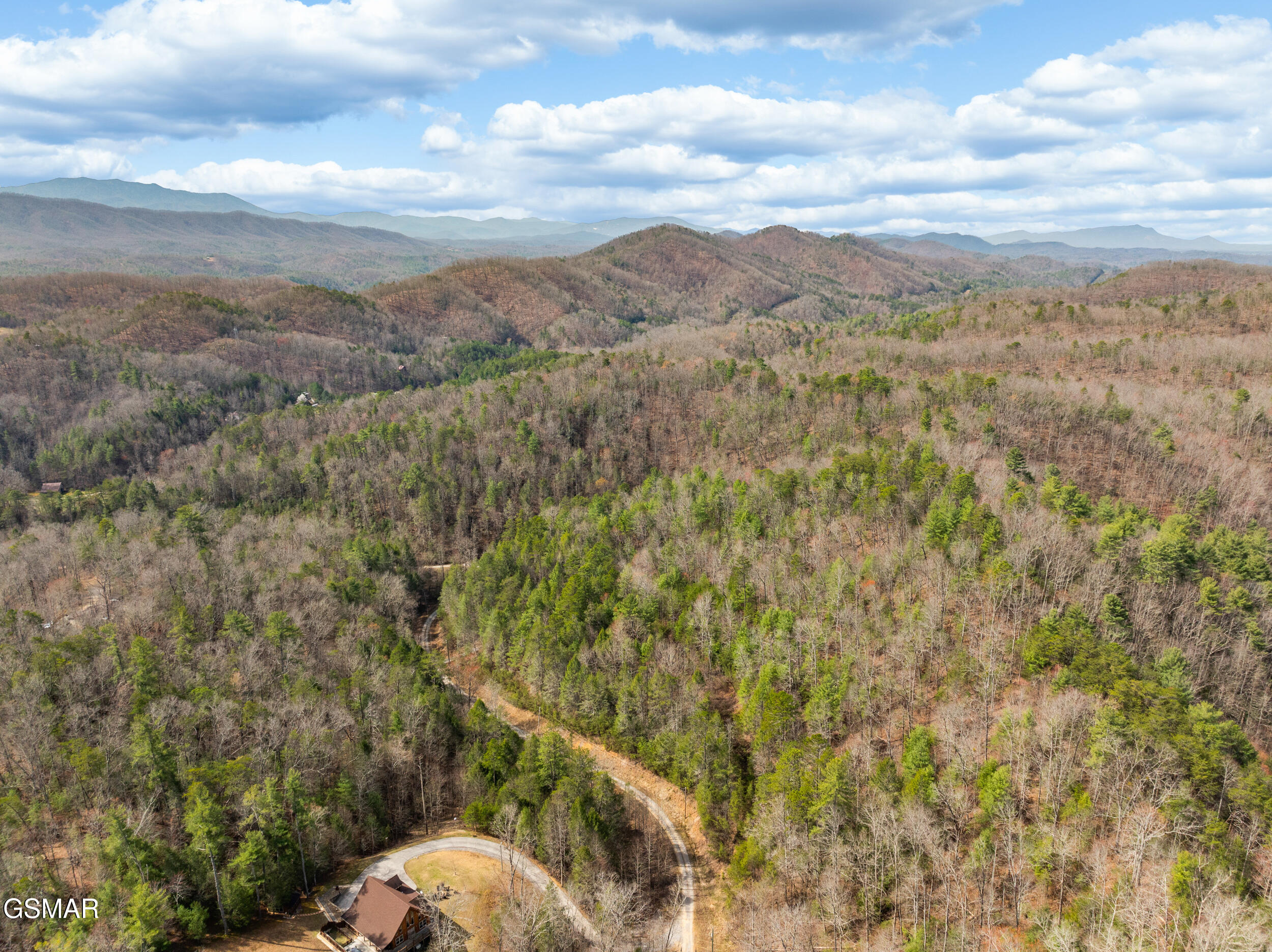 TR1-4 Mossy Cove Way Sevierville TN 37876