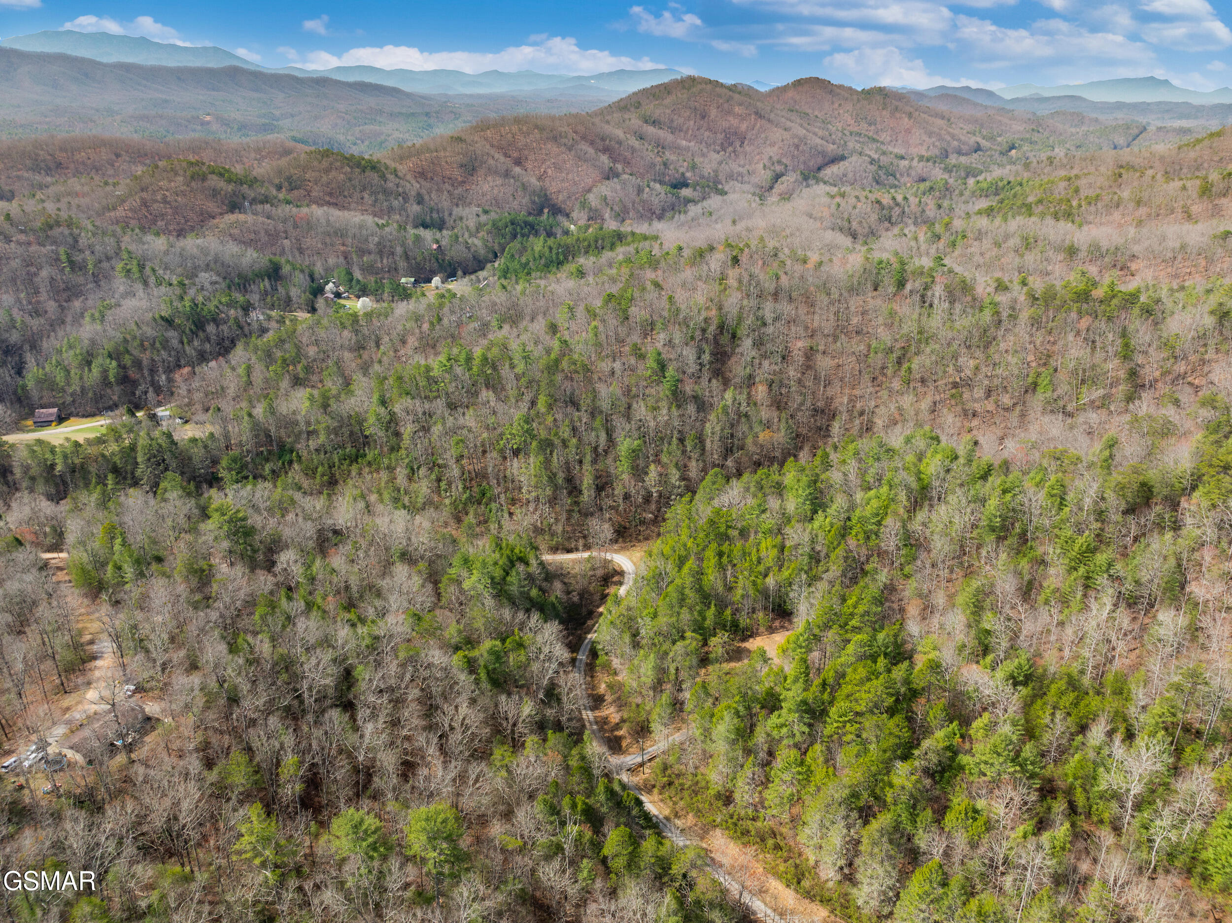 TR1-4 Mossy Cove Way Sevierville TN 37876