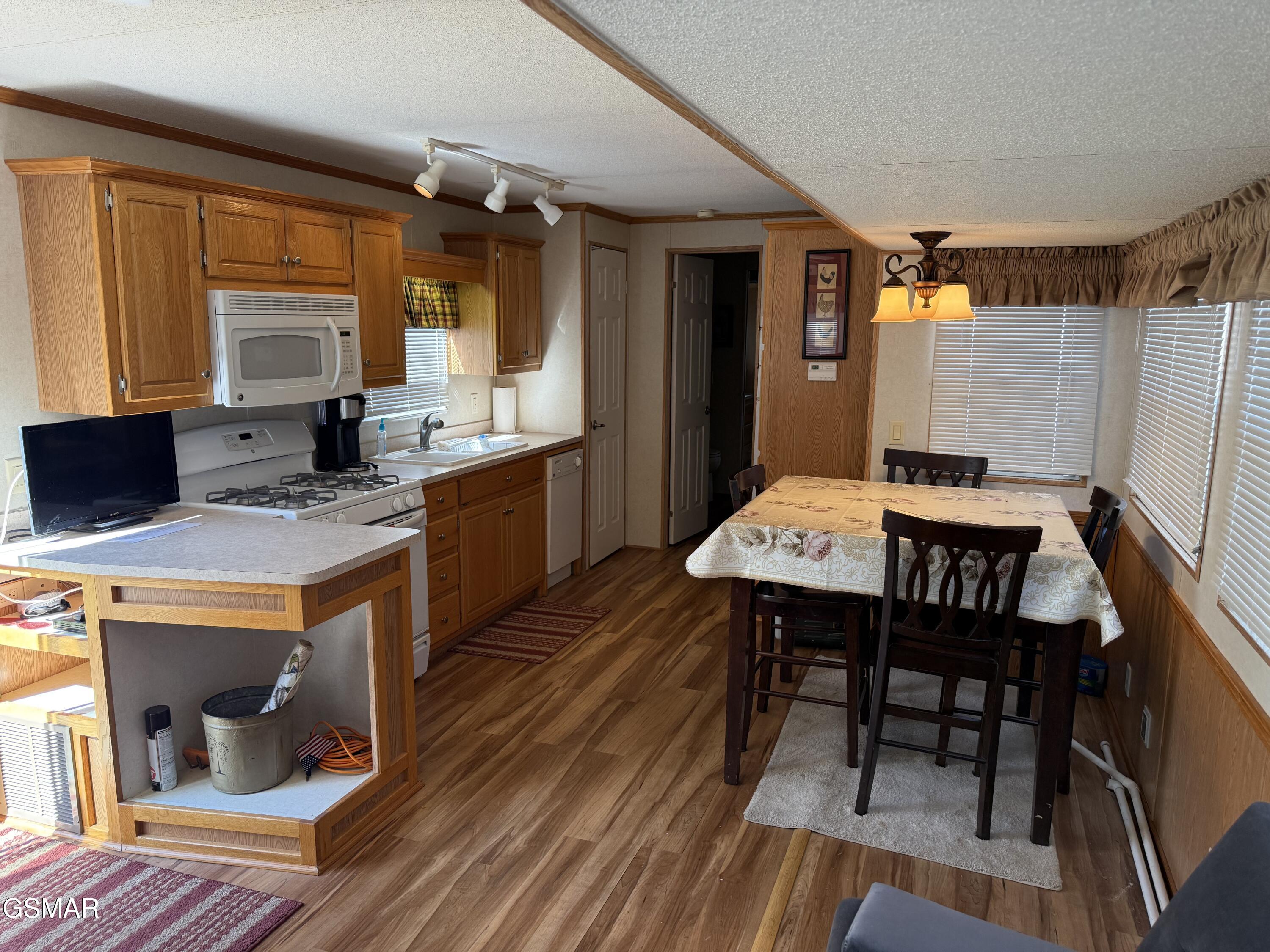 4229 E Parkway #10 Gatlinburg TN 37738