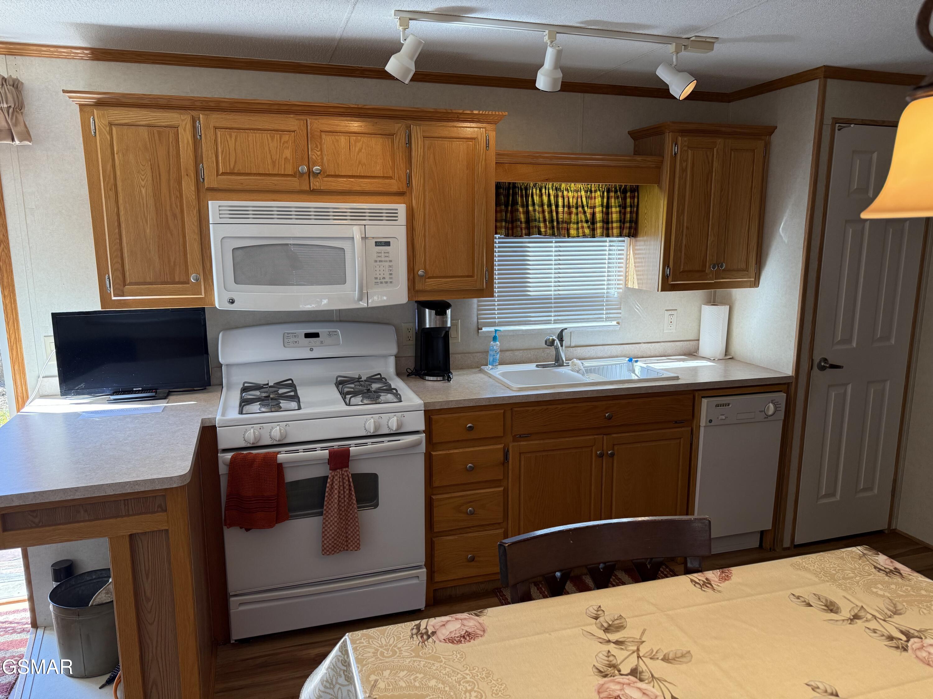 4229 E Parkway #10 Gatlinburg TN 37738