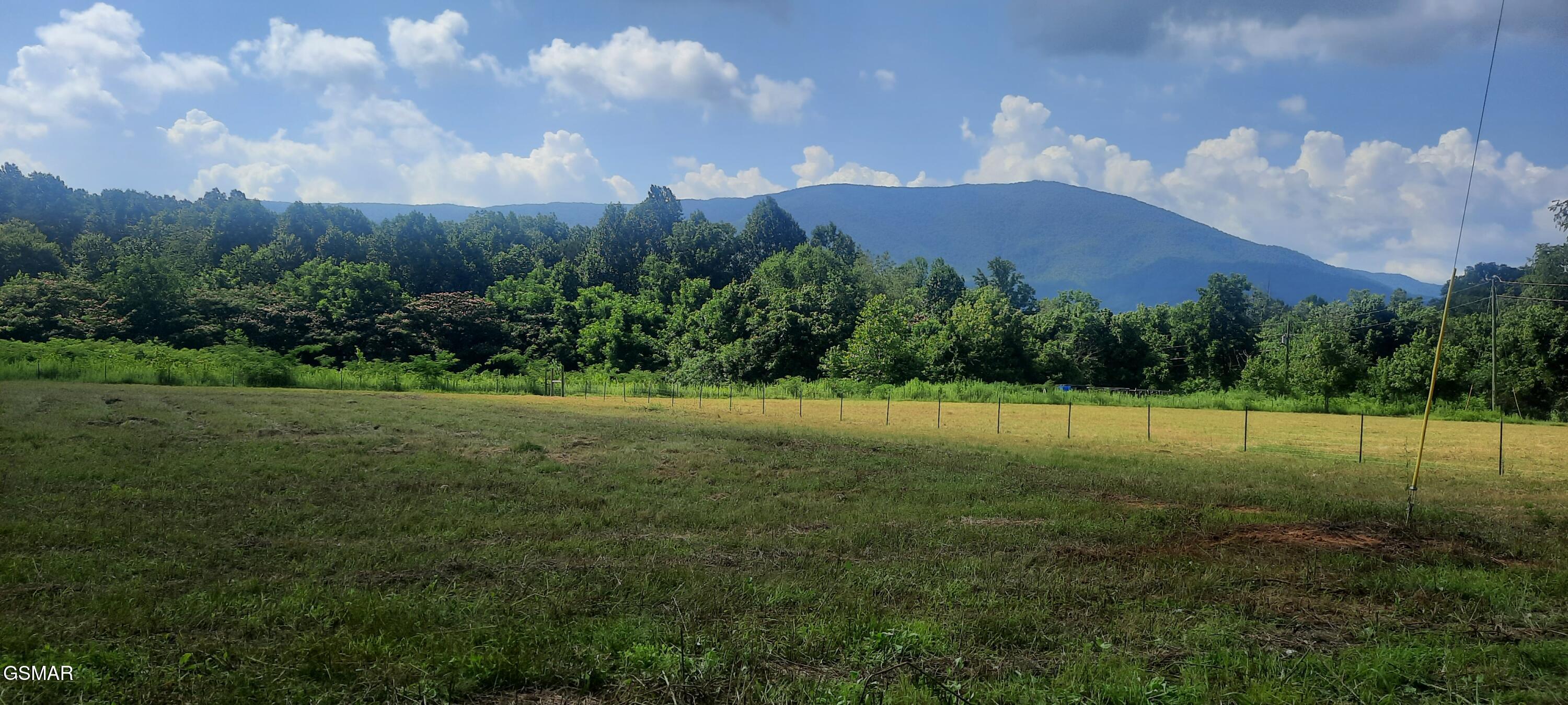 3435 Valley View Sevierville TN 37862