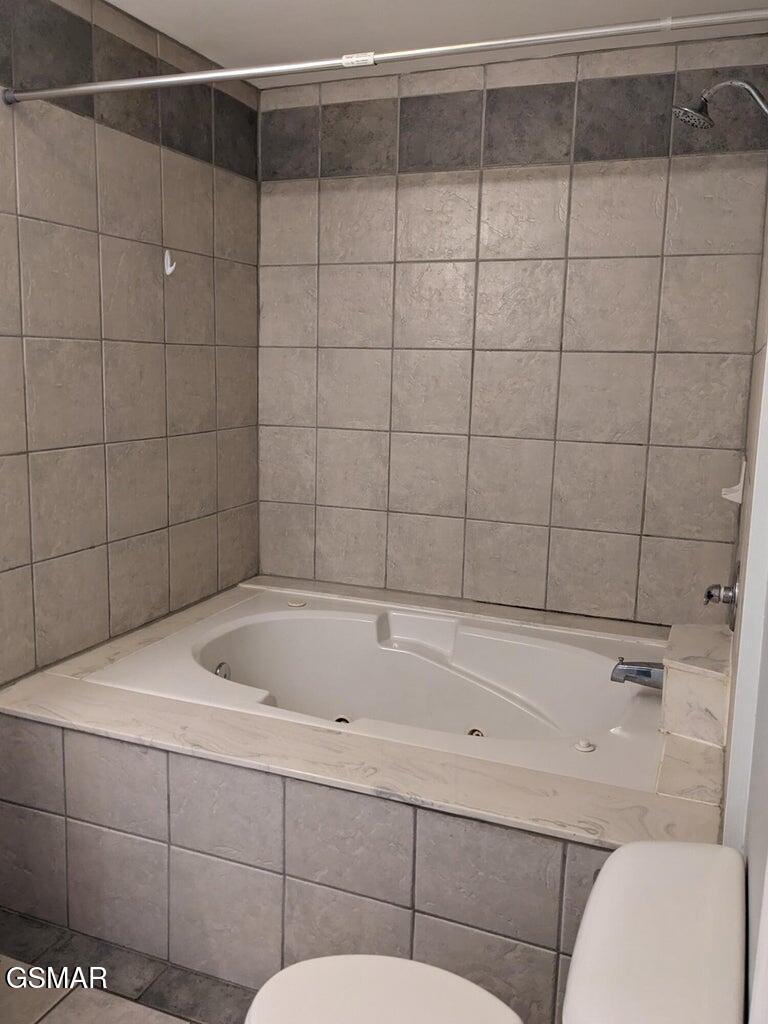 2482 Elk Way Newport TN 37821