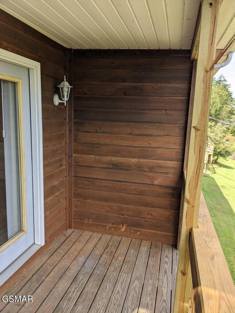 2482 Elk Way Newport TN 37821