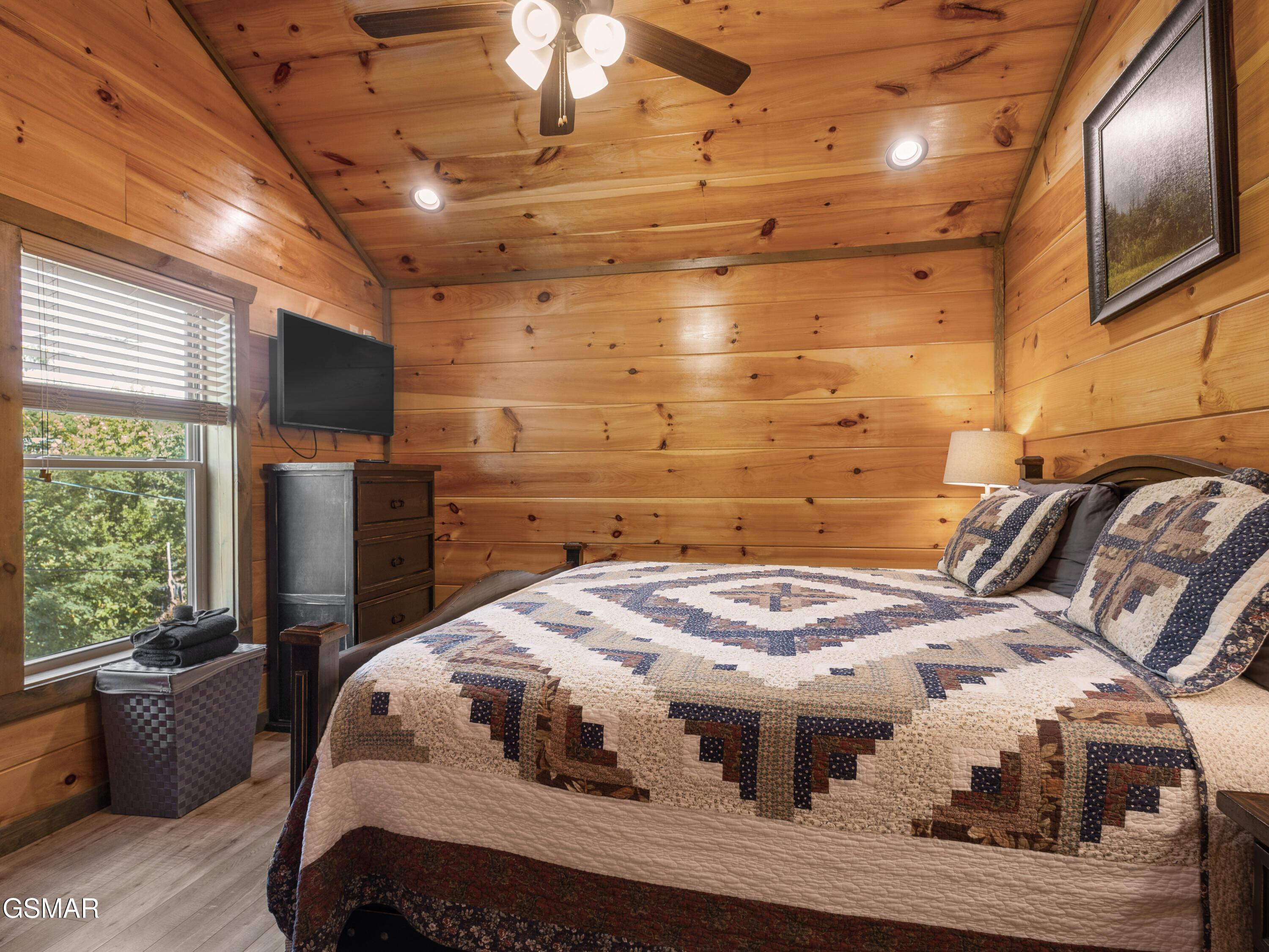 519 Edgewood Drive Gatlinburg TN 37738