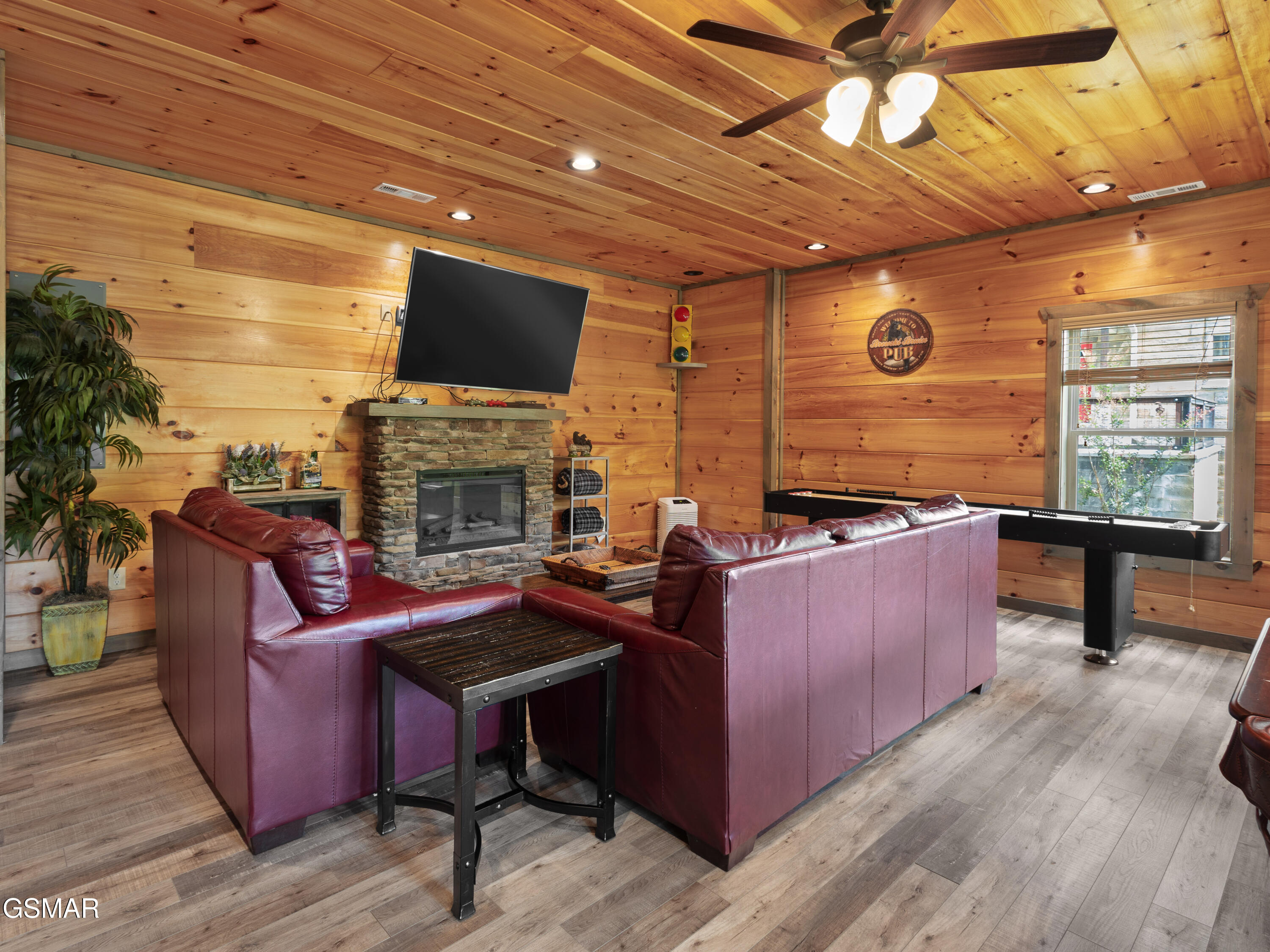519 Edgewood Drive Gatlinburg TN 37738