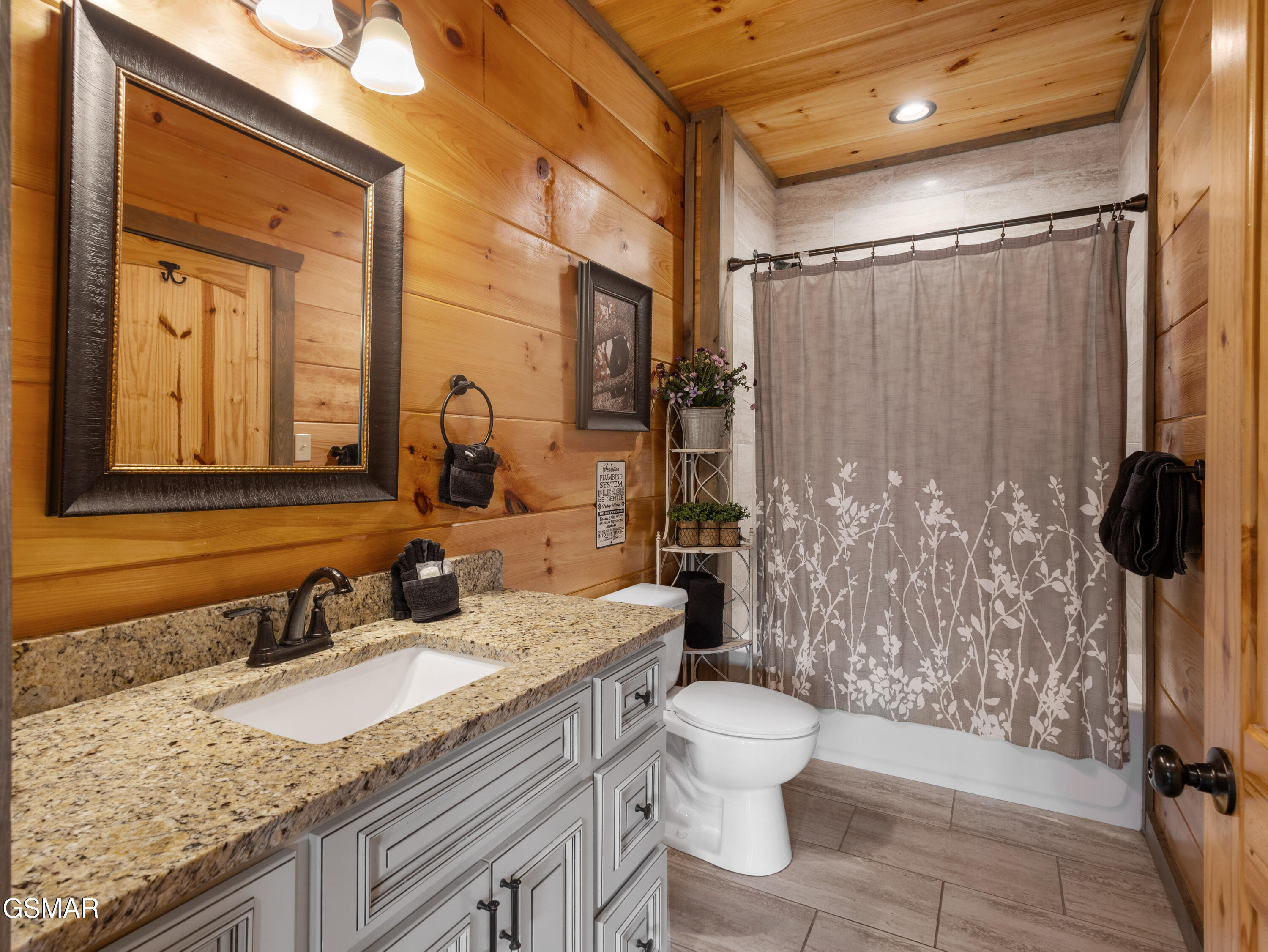 519 Edgewood Drive Gatlinburg TN 37738