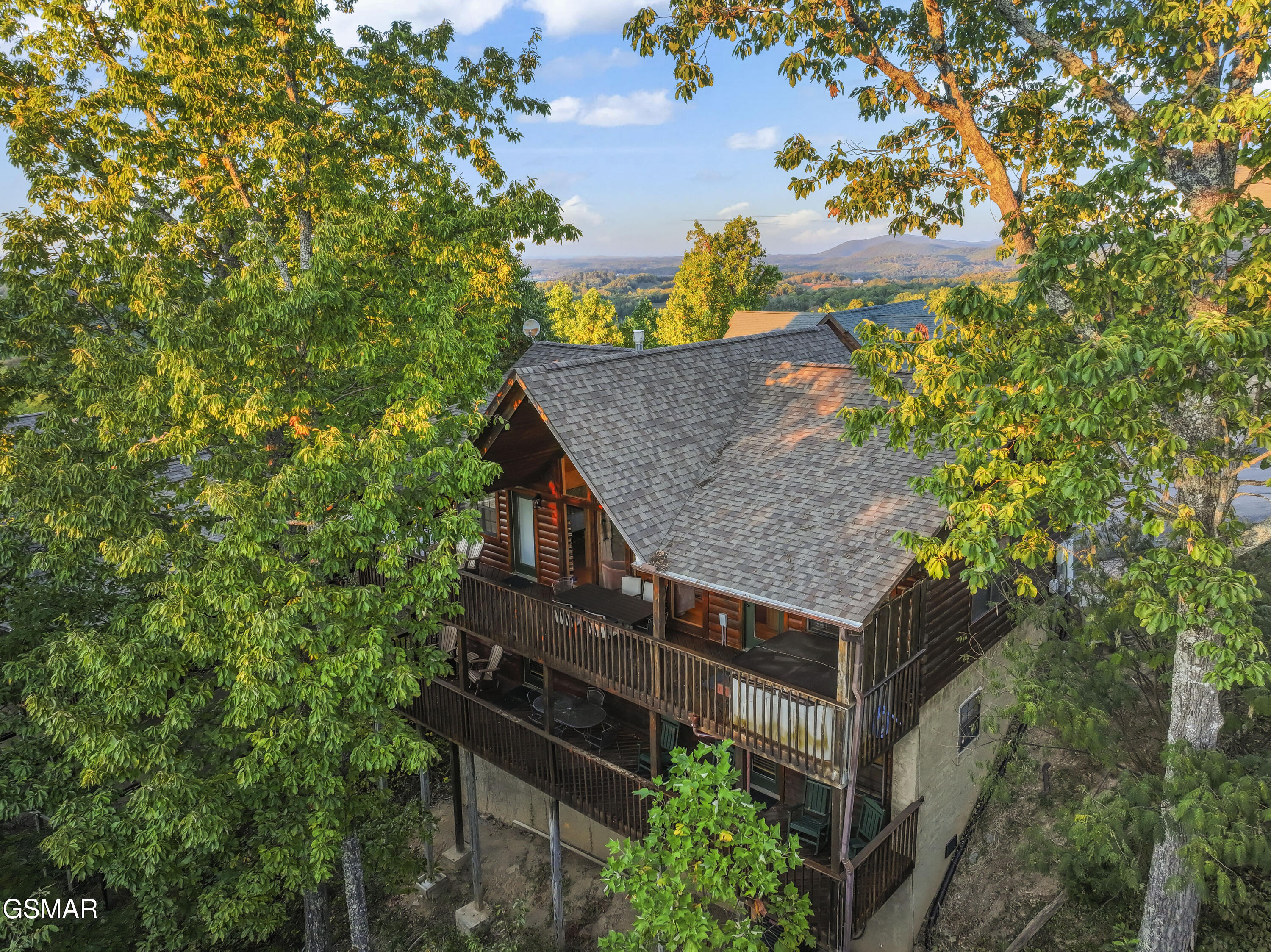 1550 Bears Den Way Sevierville TN 37876