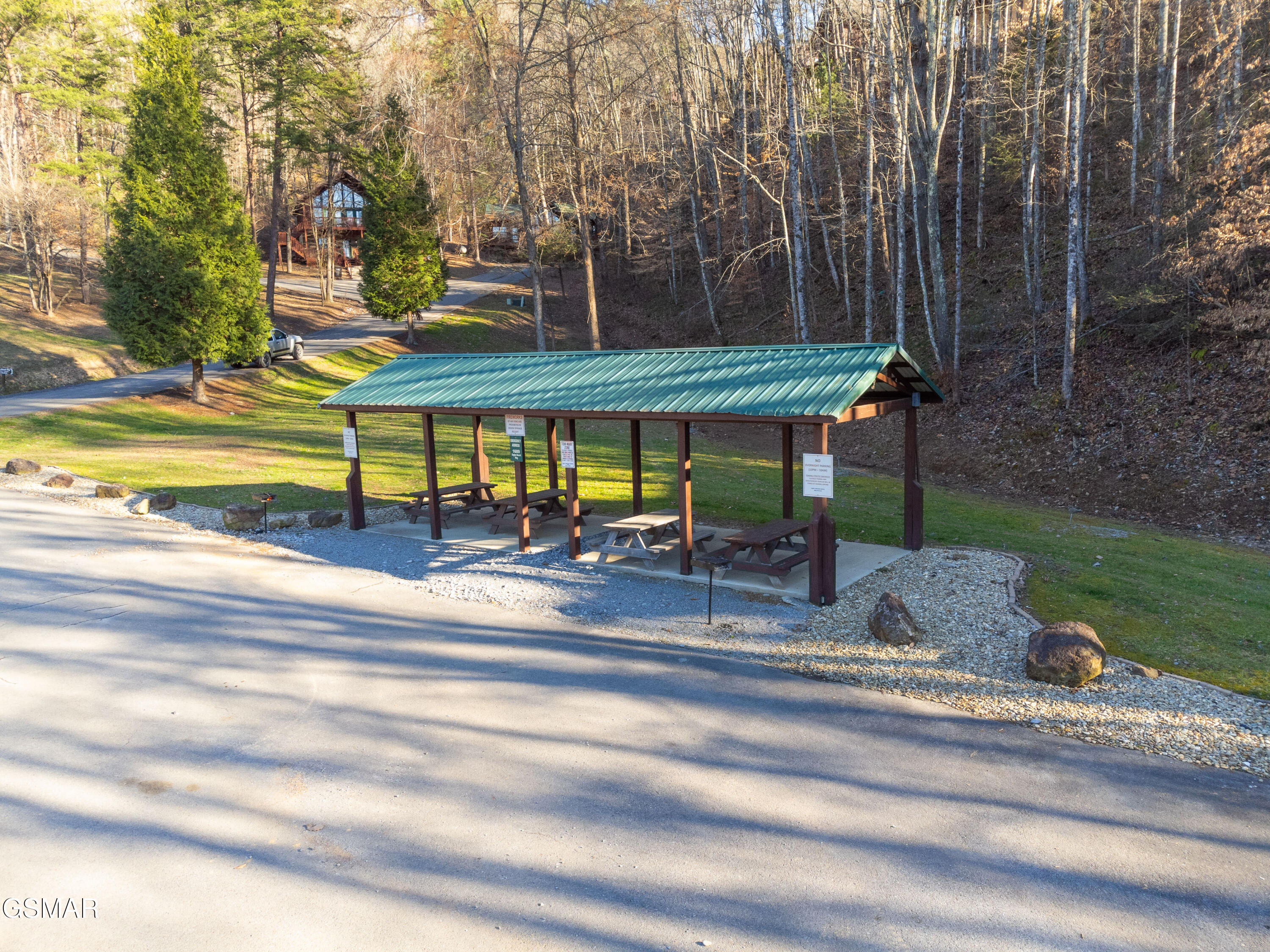 1550 Bears Den Way Sevierville TN 37876
