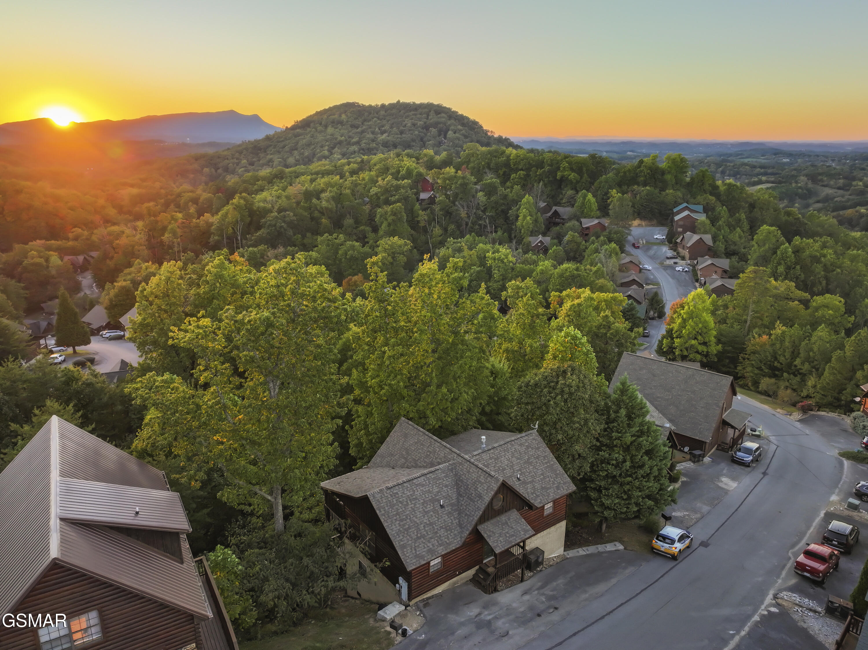 1550 Bears Den Way Sevierville TN 37876