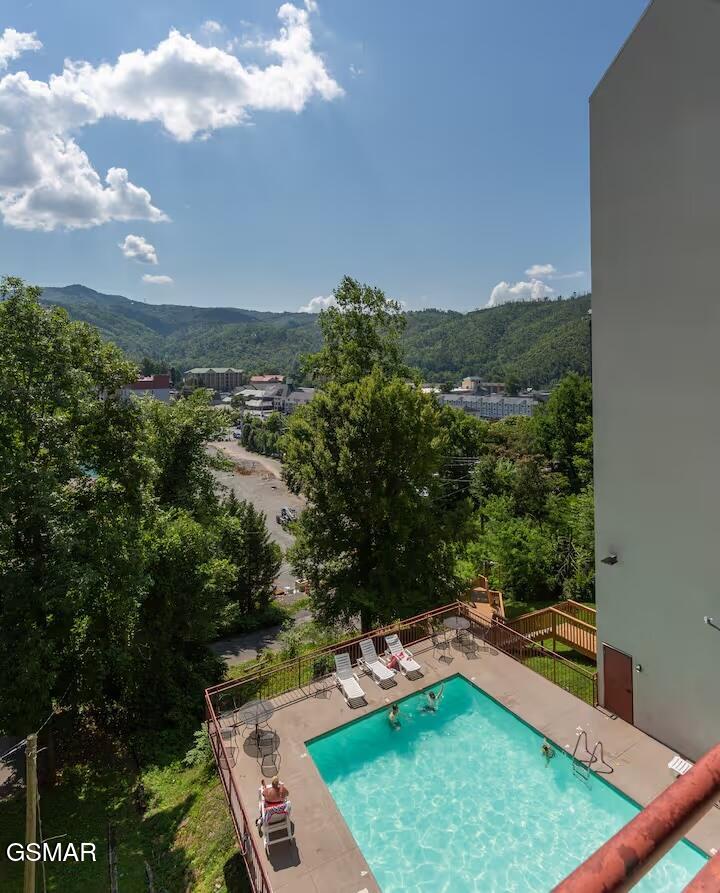 354 E Holly Ridge Road Gatlinburg TN 37738
