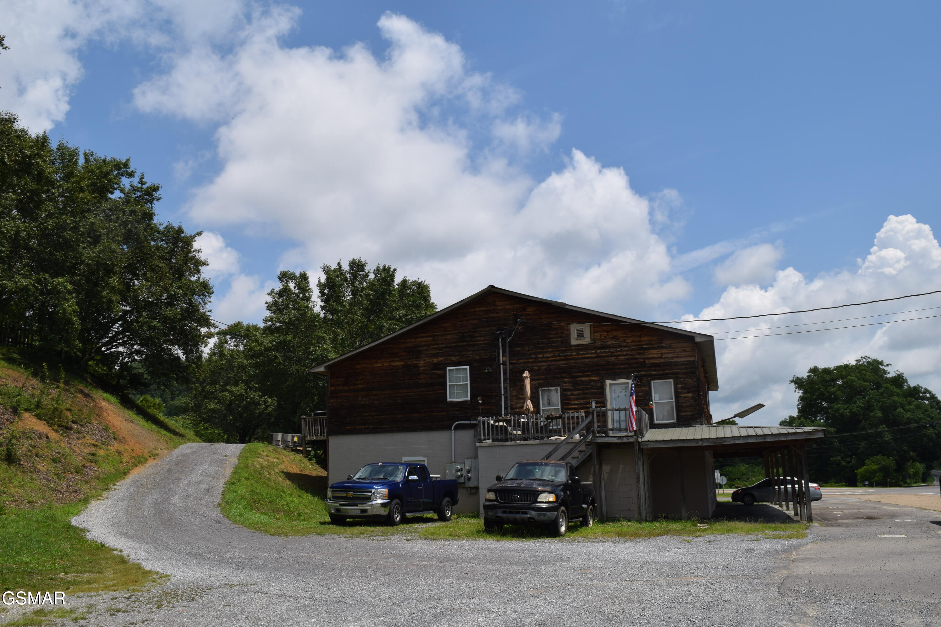 1645 E Main Street Rogersville TN 37857