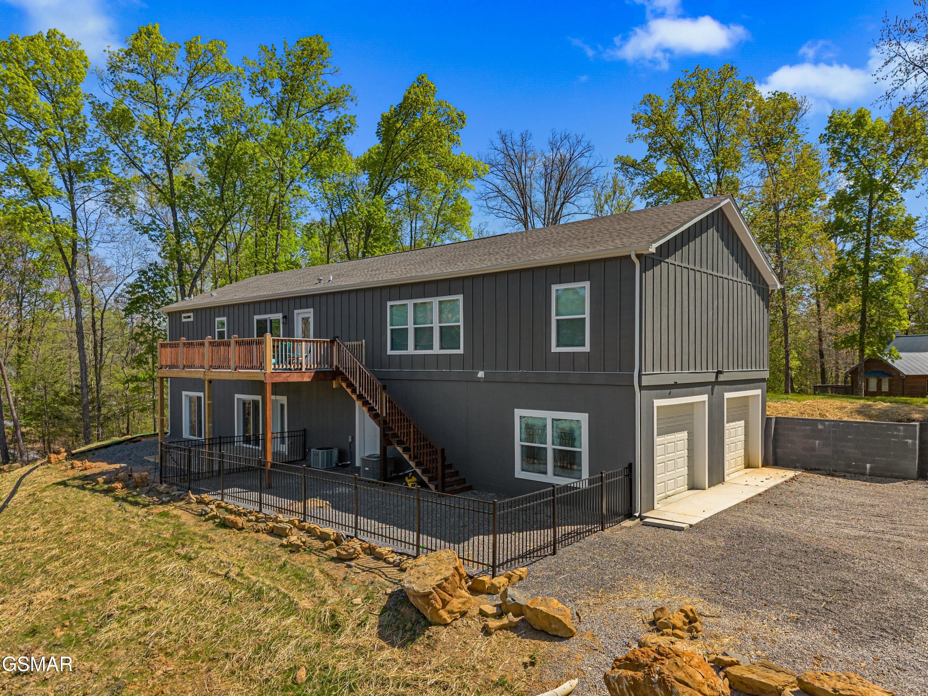 126 Deer Run Way Dandridge TN 37725