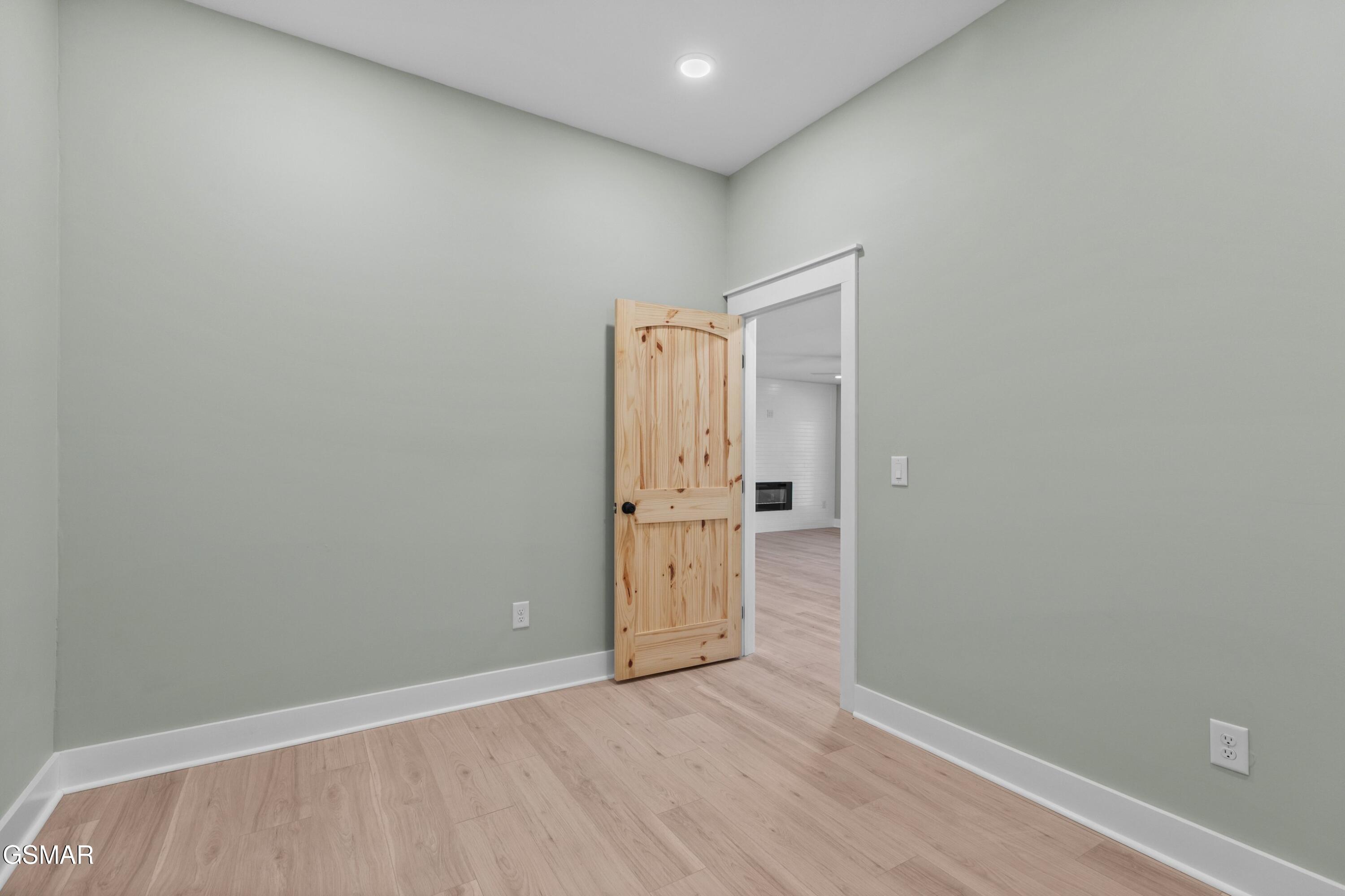126 Deer Run Way Dandridge TN 37725
