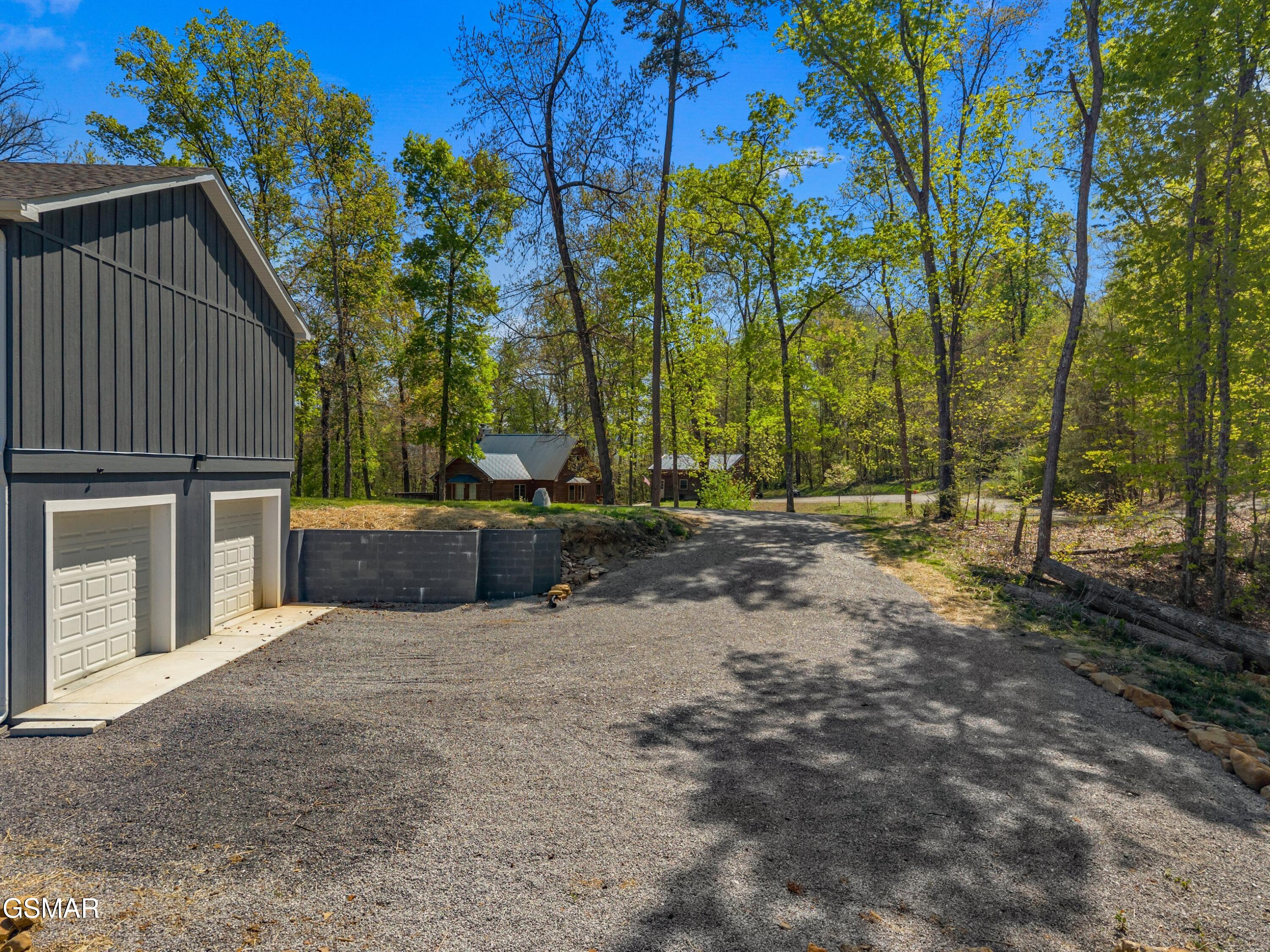 126 Deer Run Way Dandridge TN 37725