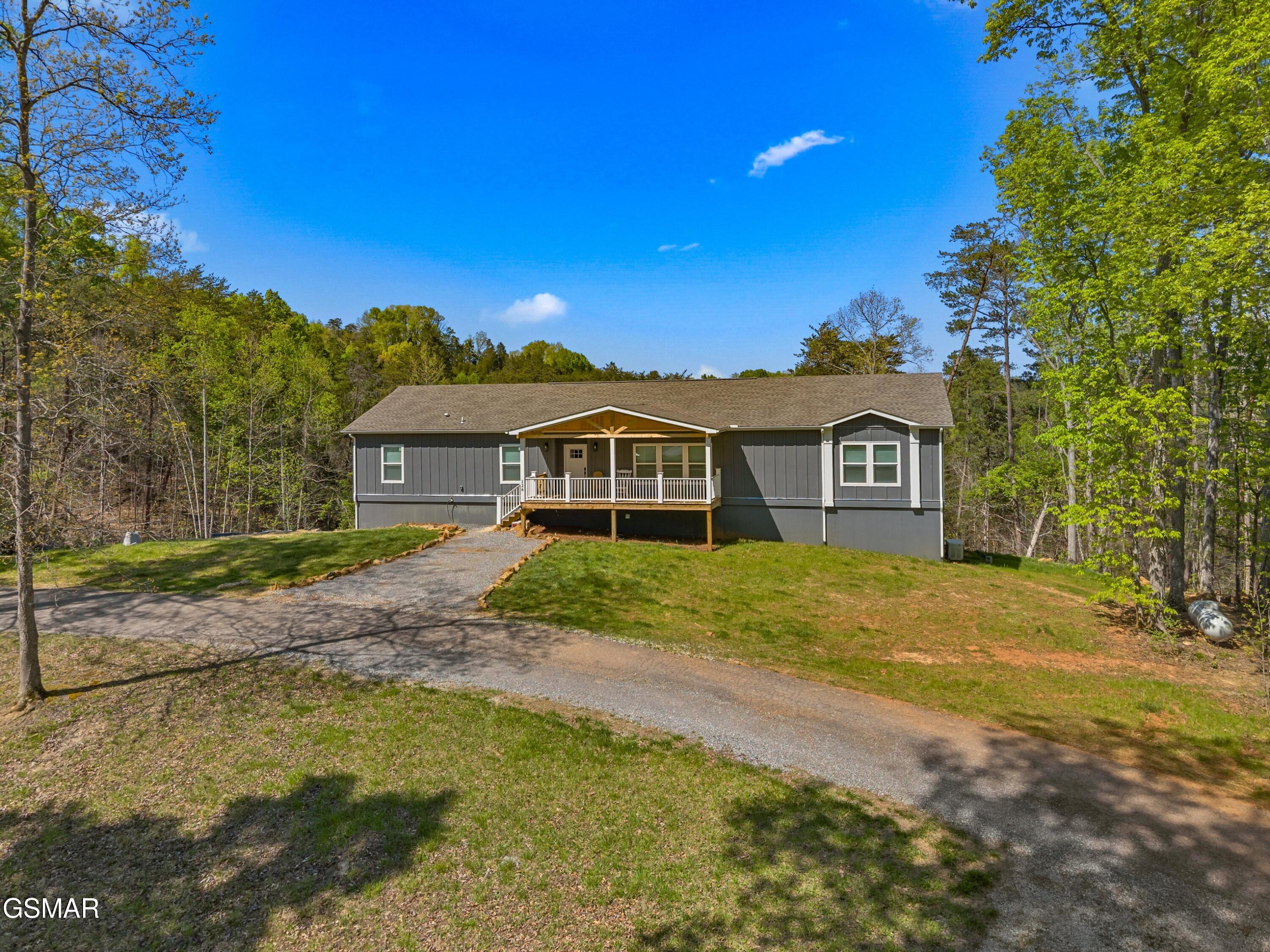 126 Deer Run Way Dandridge TN 37725